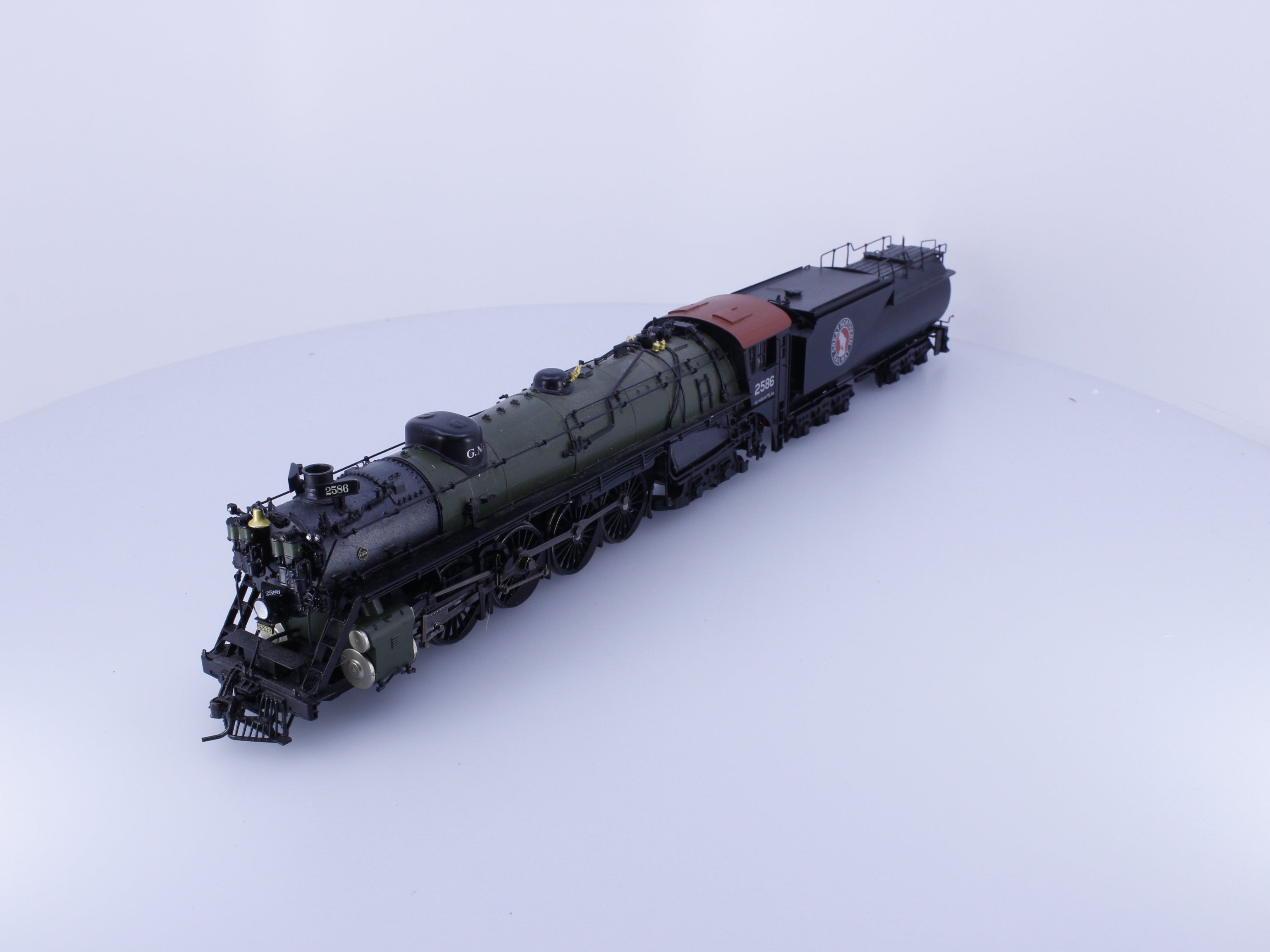 Broadway Limited Imports 2874 HO Brass Hybrid S2 4-8-4 Steam Locomotive Great Northern (GN) 2586 DCC & Sound