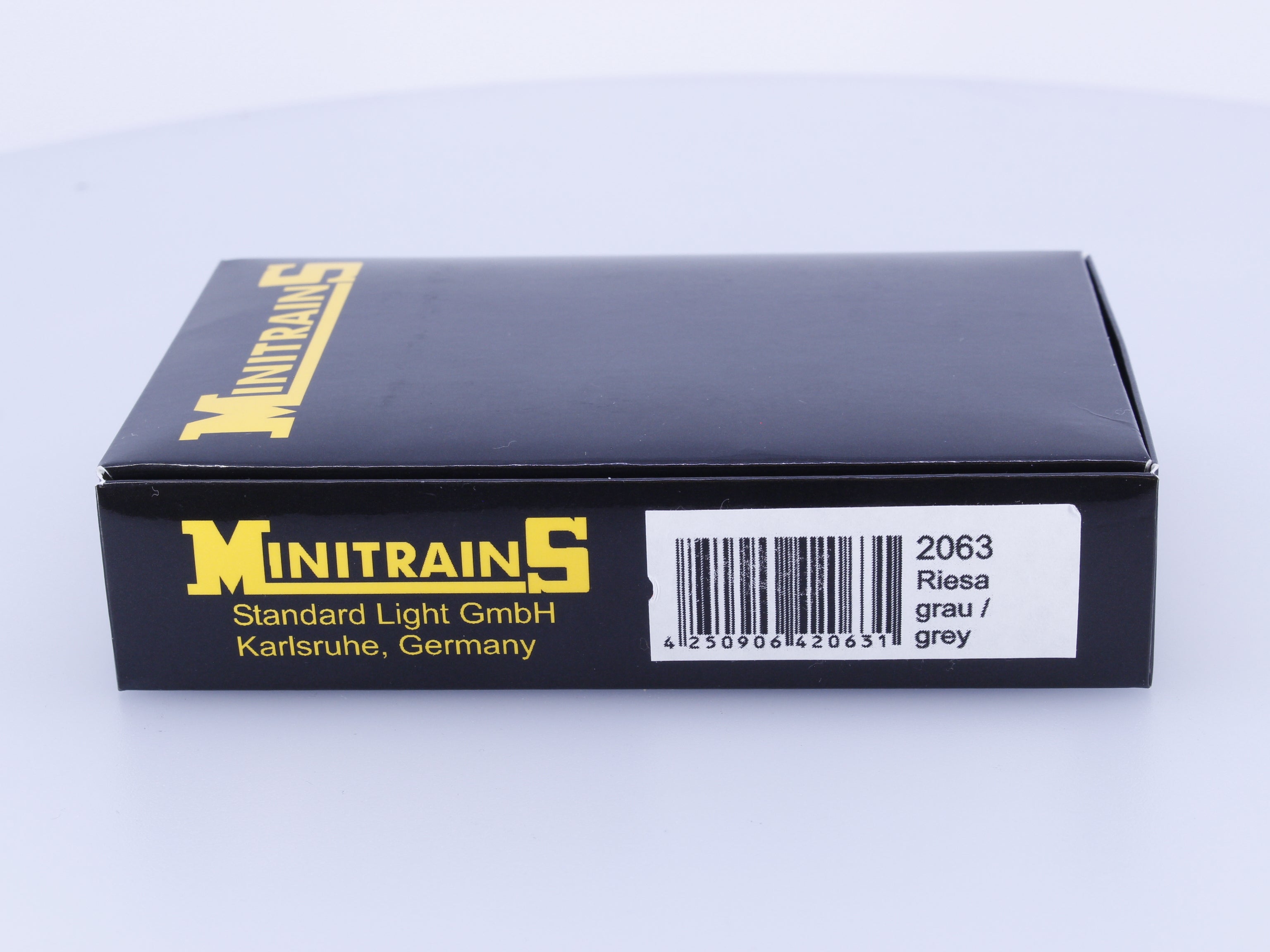 Minitrains 2063 N 0-4-0 Steam Locomotive Analog DC