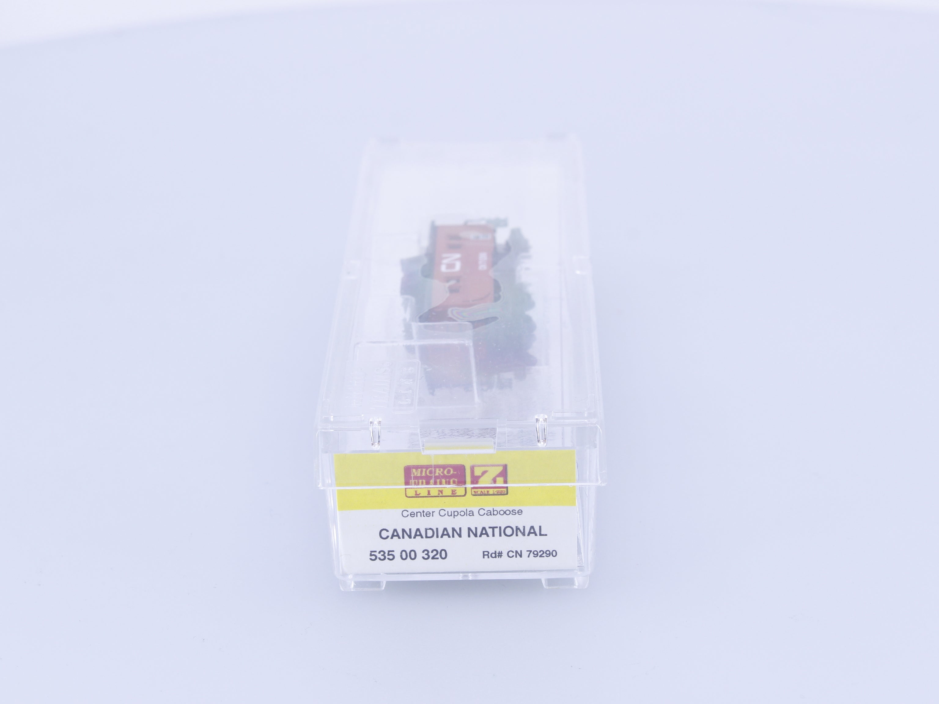 Micro Trains 535 00 320 Z Centre Cupola Caboose Canadian National (CN) 79290 (#2)