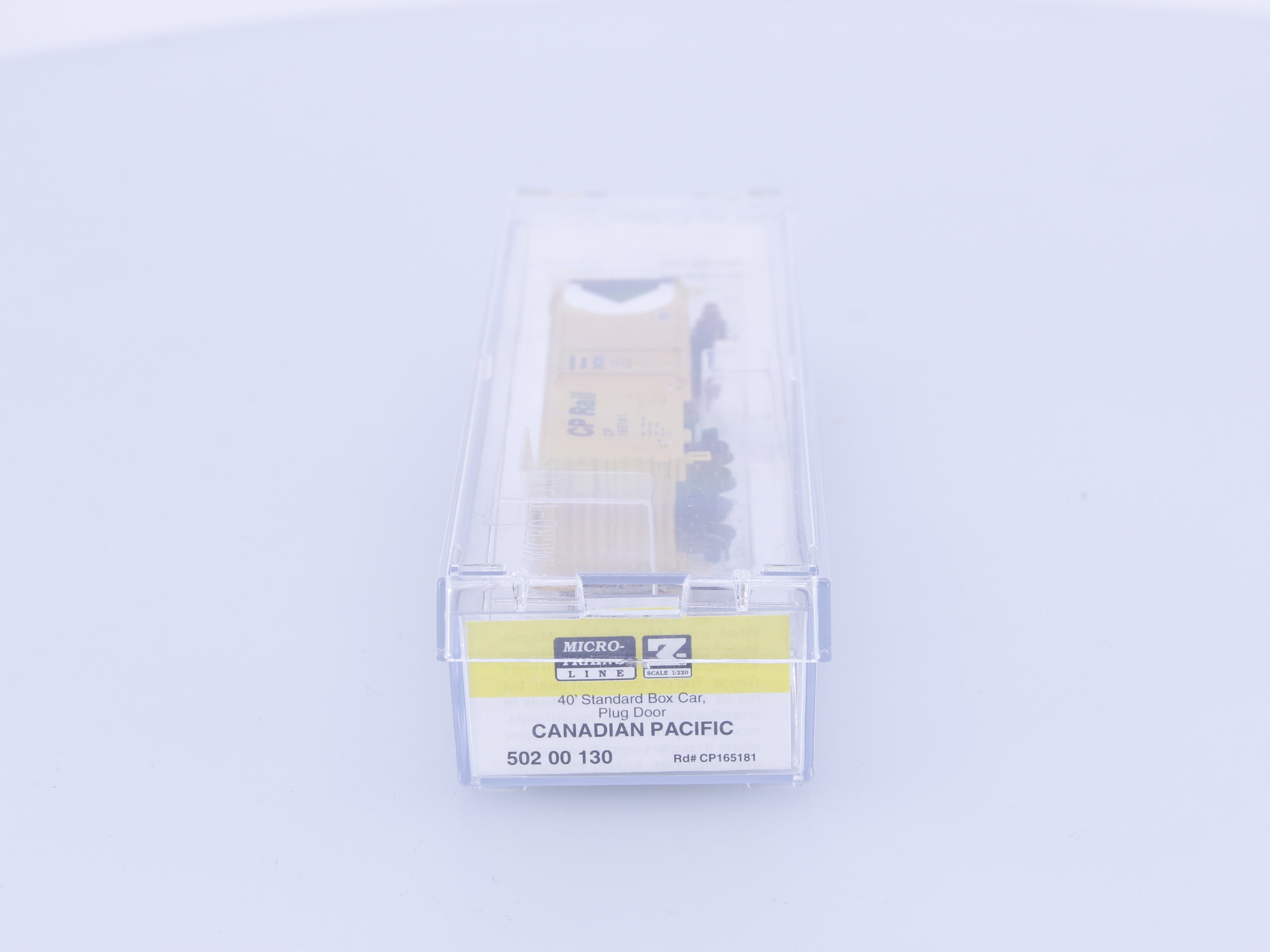 Micro Trains 502 00 130 Z 40' Standard Box Car, Plug Door Canadian Pacific (CP) 165181