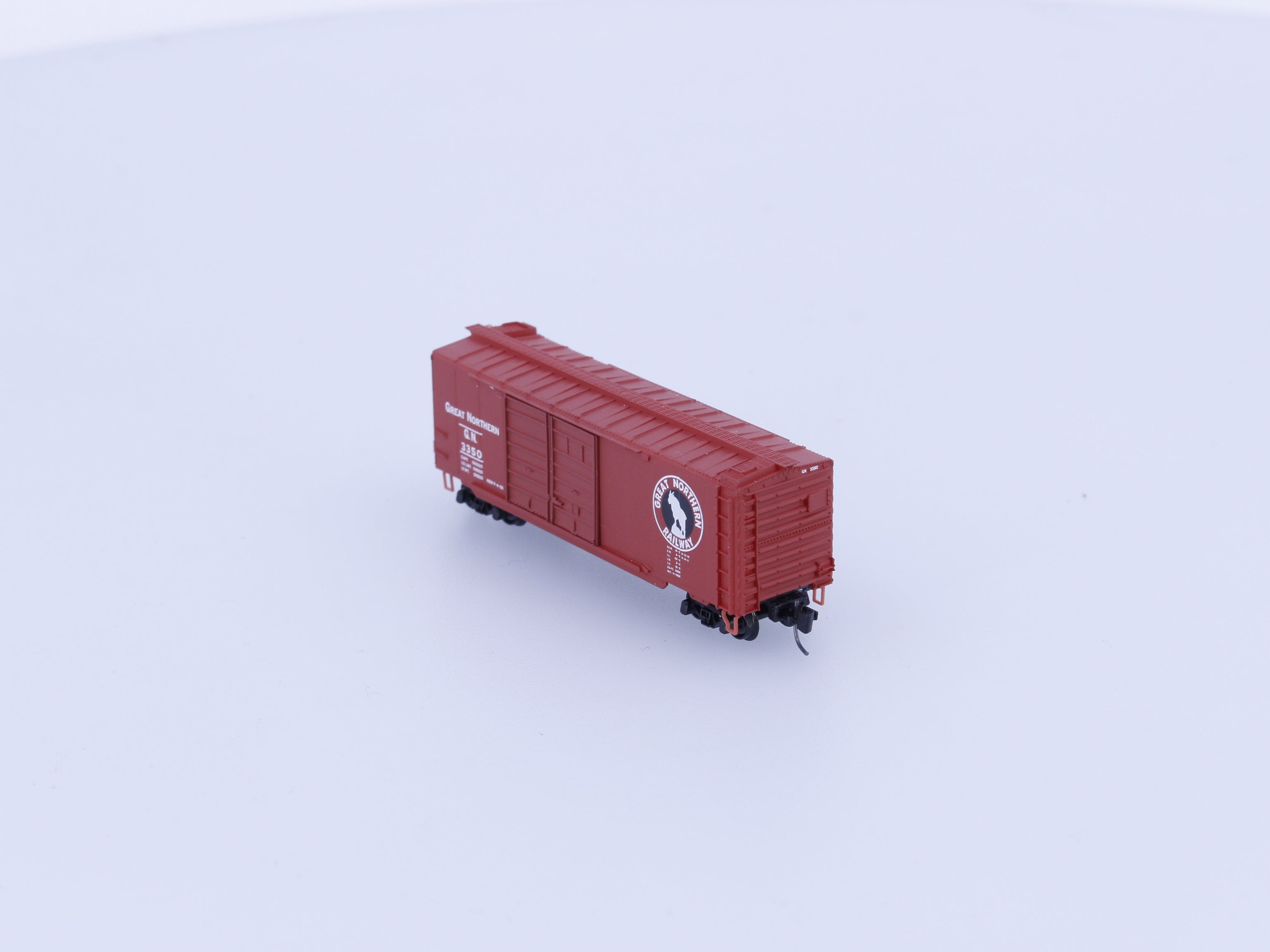 Micro Trains 14802-2 Z 40' Standard Box Car Double Doors Great Northern (GN) 3350