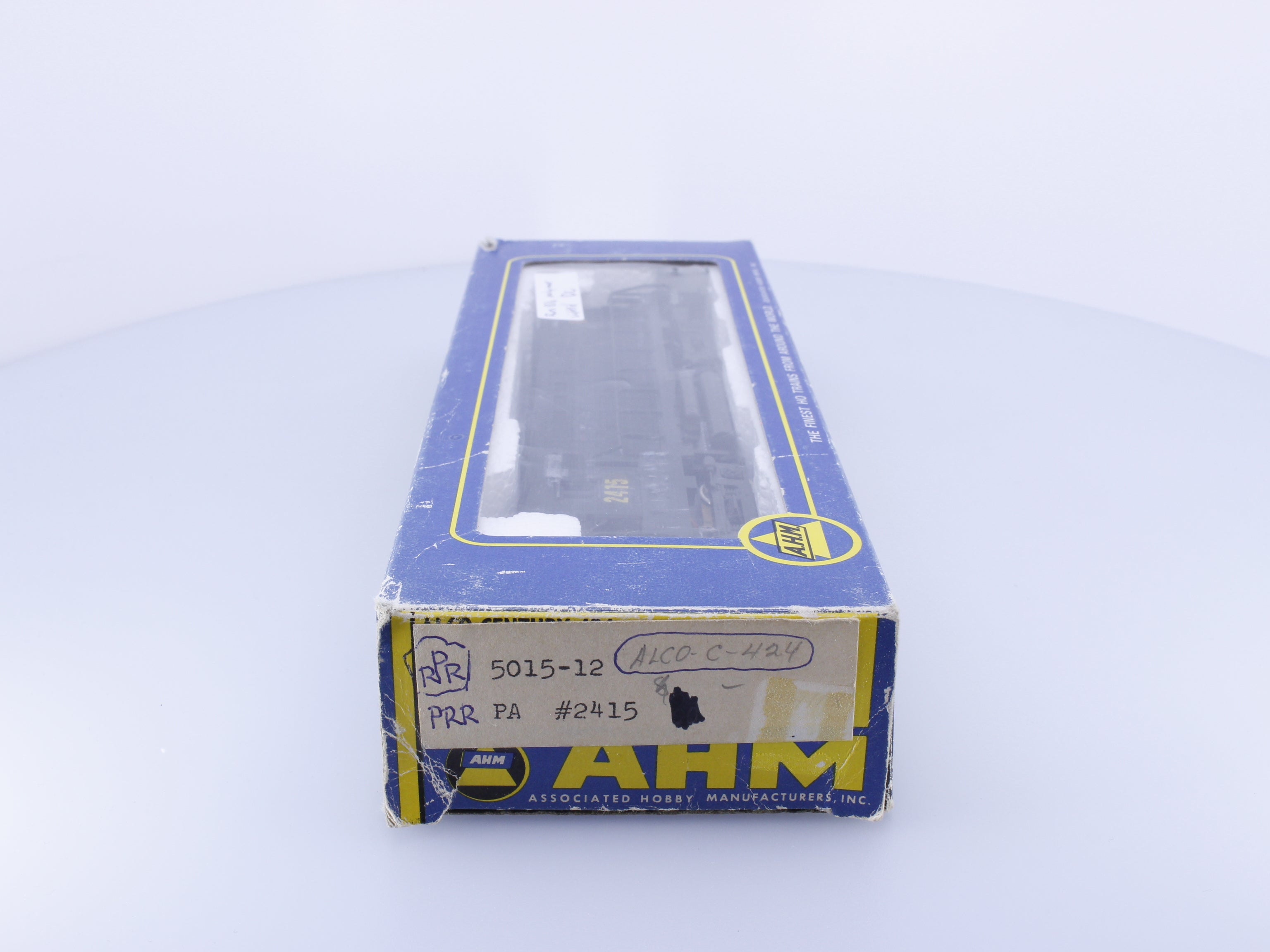 Associated Hobby Manufacturers 5015-12 HO C-424 Diesel Locomotive Pennsylvania Railroad (PRR) 2415 Analog DC