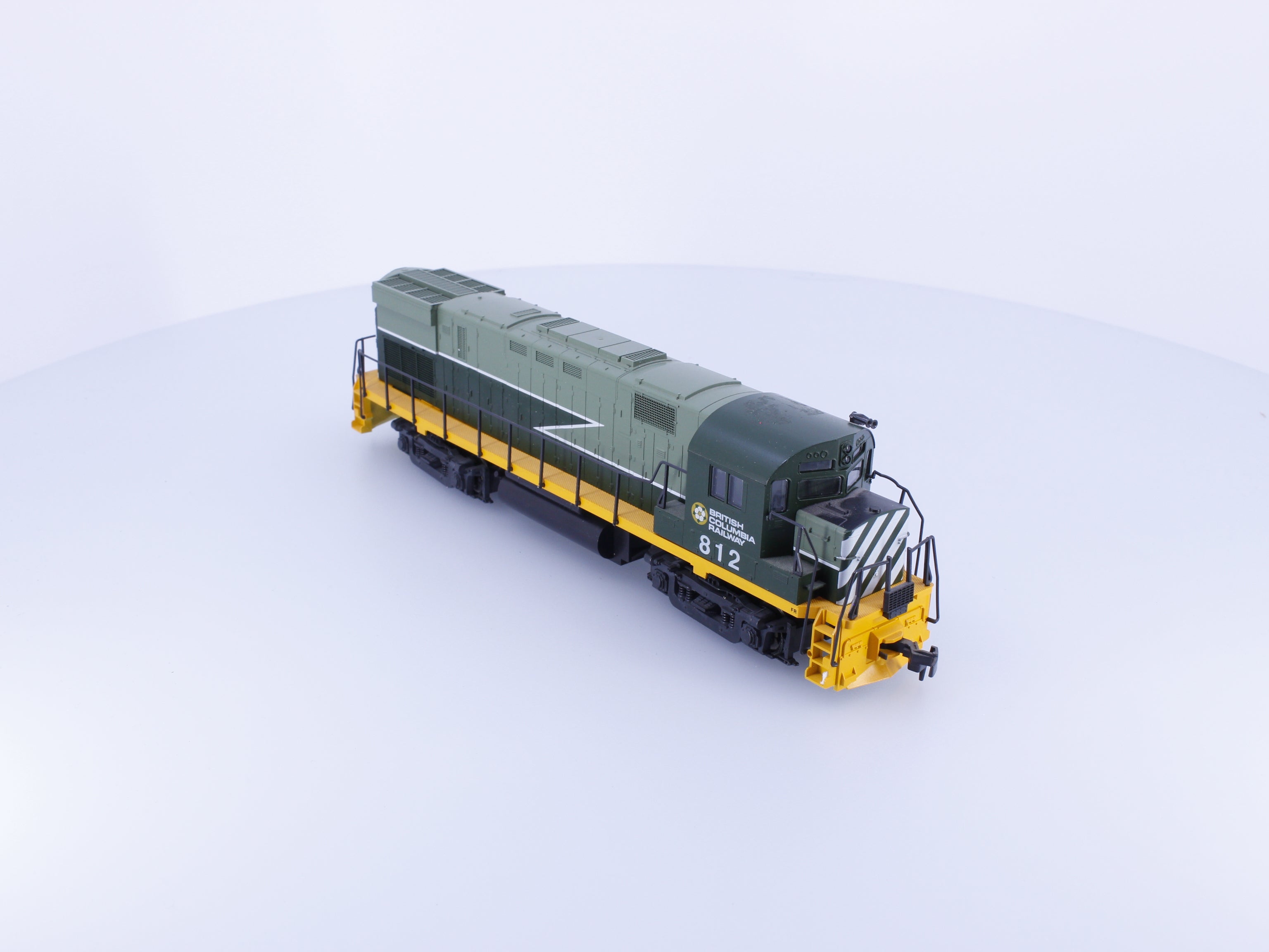 Atlas 8050 HO Alco C424 Diesel Locomotive BC Rail (BCOL) 812 Analog DC