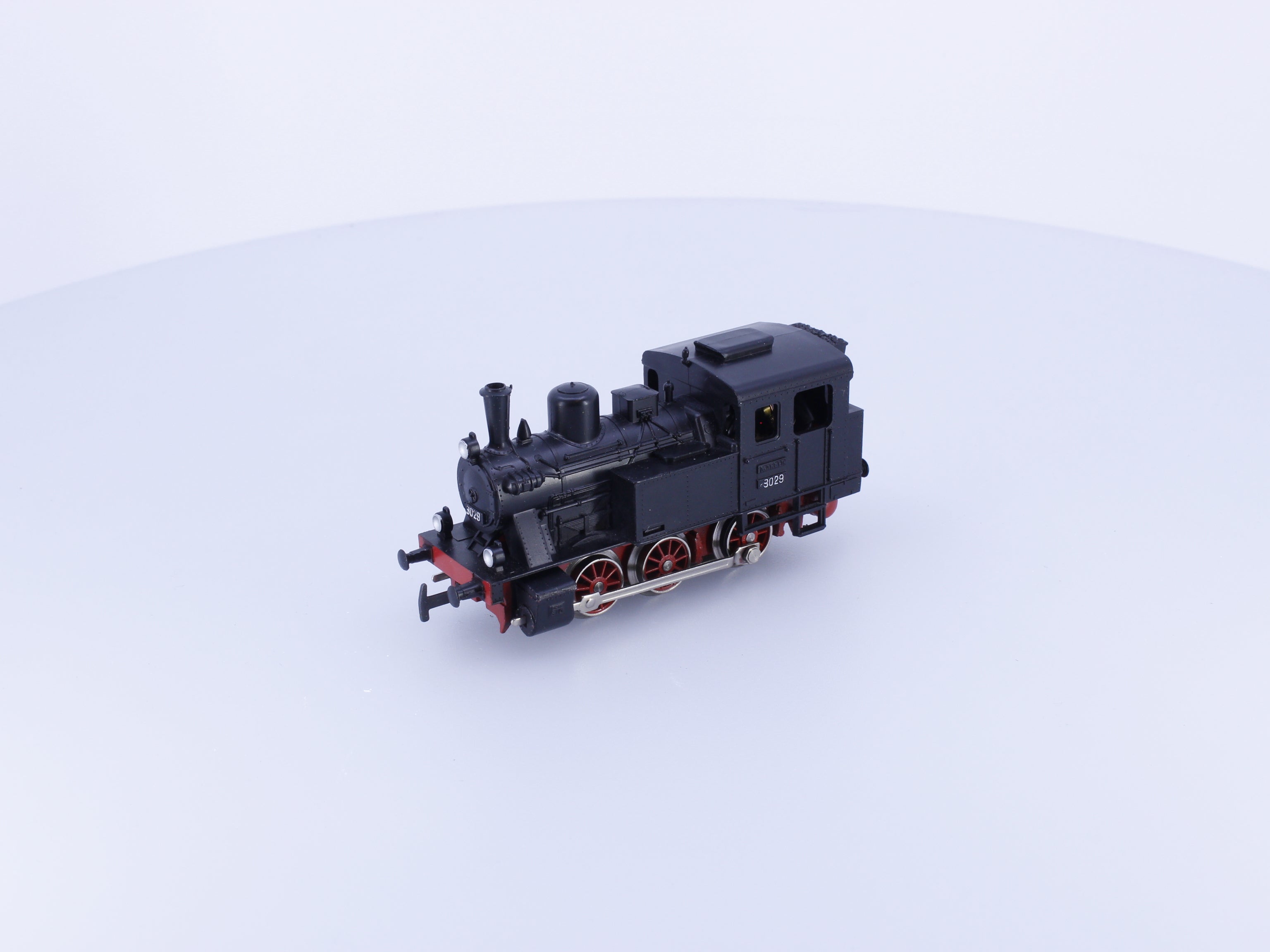 Marklin 3029 HO DB 0-6-0 Switcher Steam Locomotive 3029 Analog AC