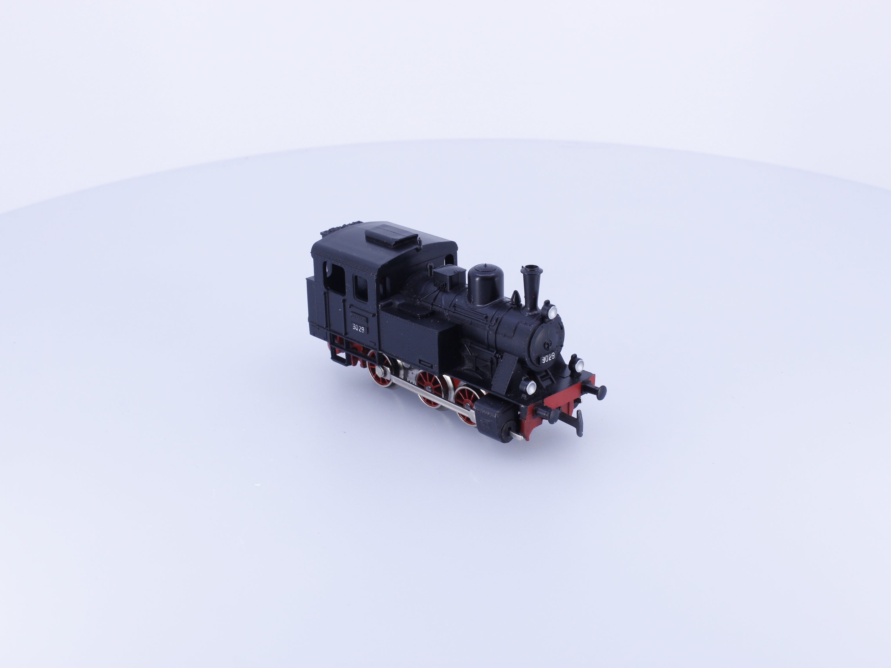 Marklin 3029 HO DB 0-6-0 Switcher Steam Locomotive 3029 Analog AC