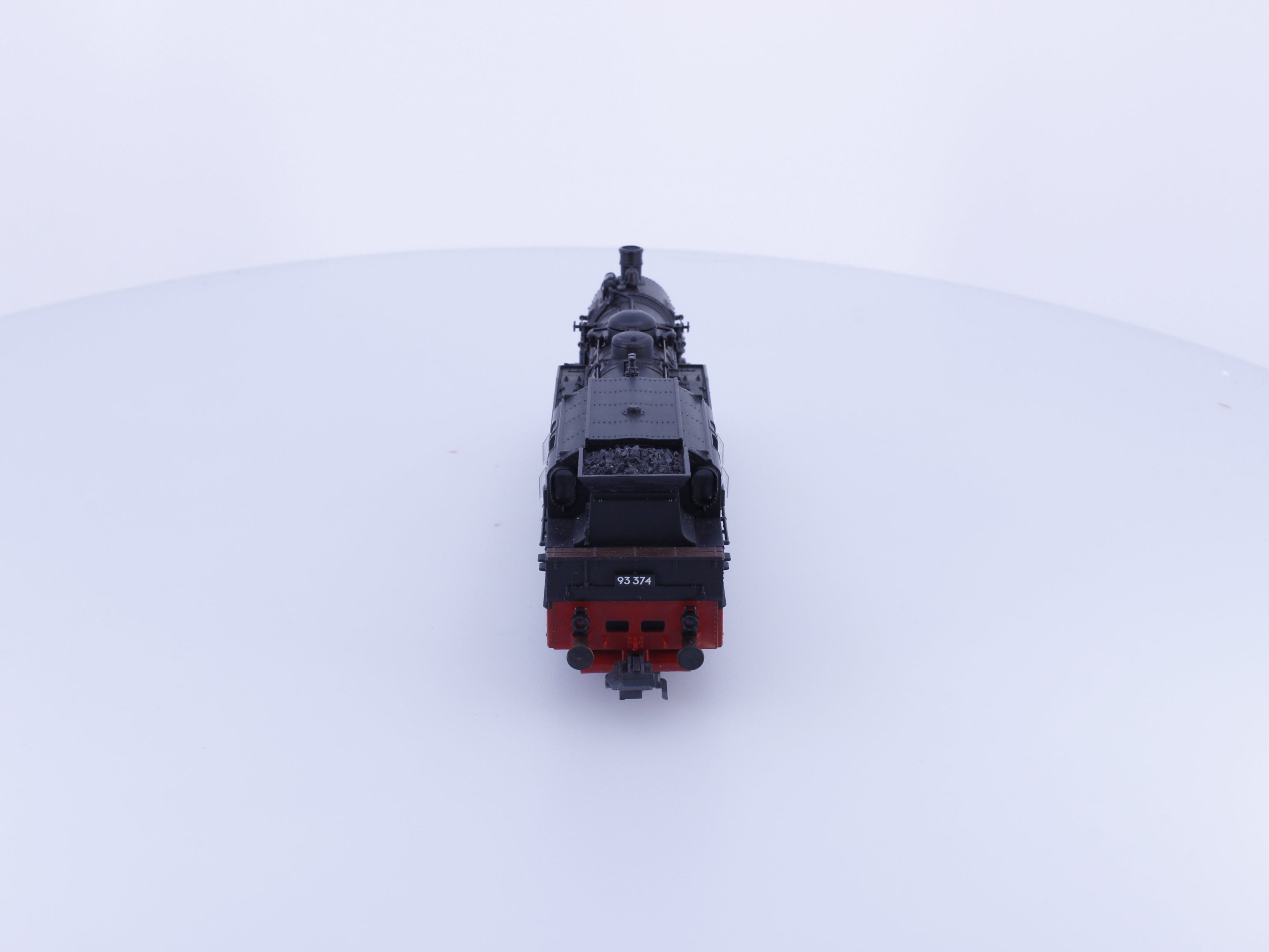 Roco 04122A HO DR BR93 Steam Locomotive 93374 Analog DC