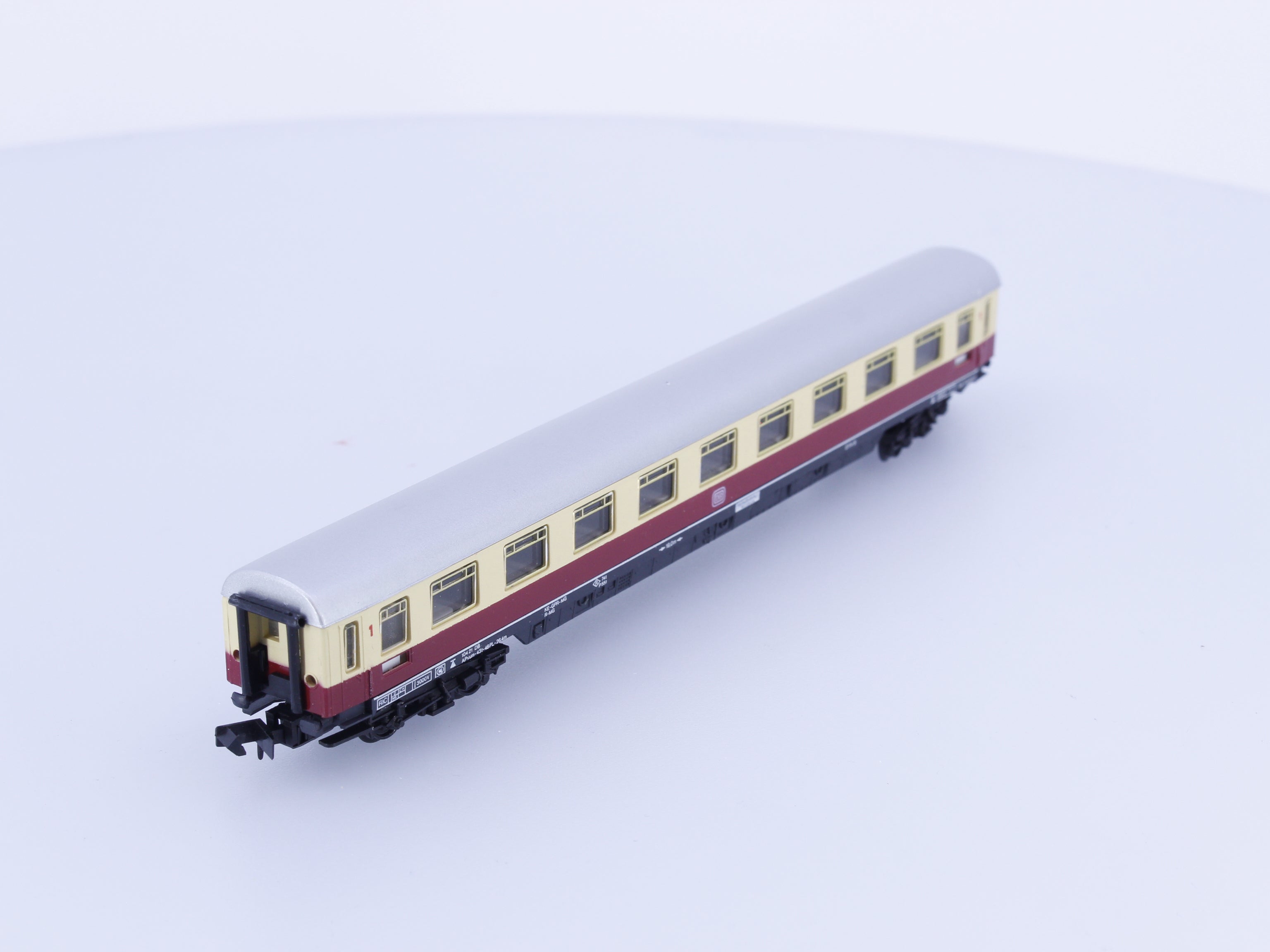 Arnold 3810 N DB Personenwagen 1. Kl 10421