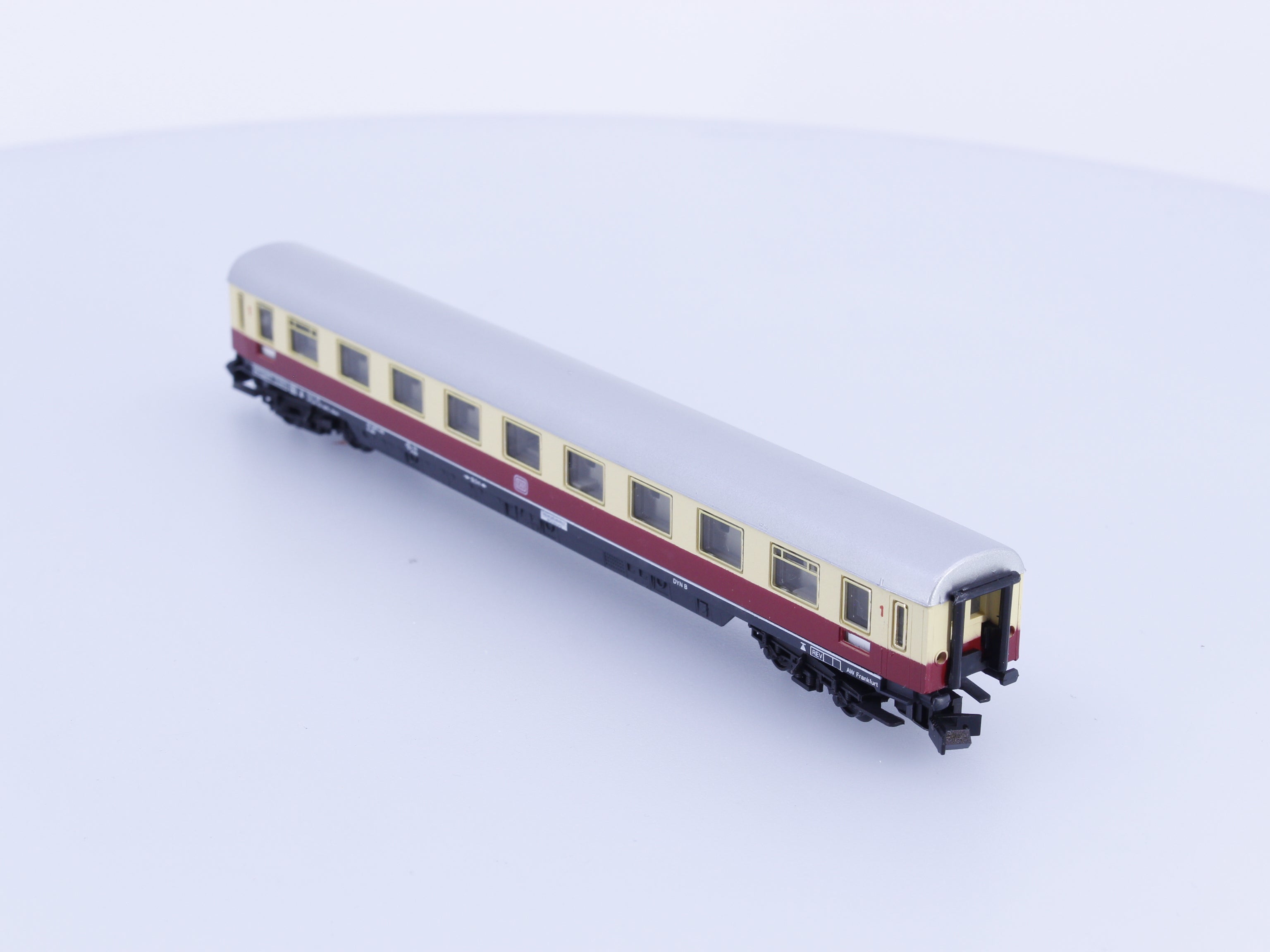 Arnold 3810 N DB Personenwagen 1. Kl 10421