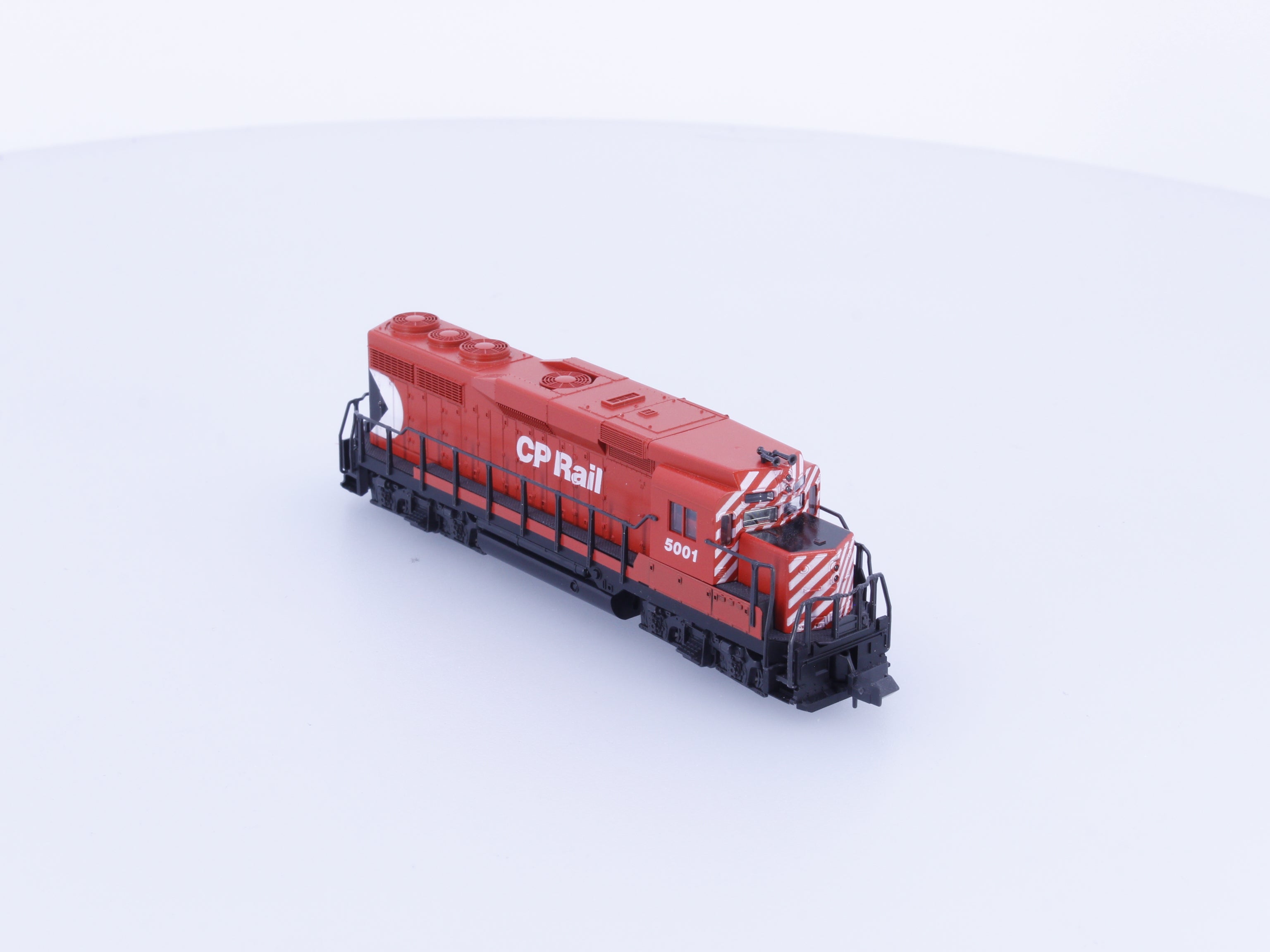 Atlas 4705 N EMD GP30 Diesel Locomotive Canadian Pacific (CP) 5001 Analog DC