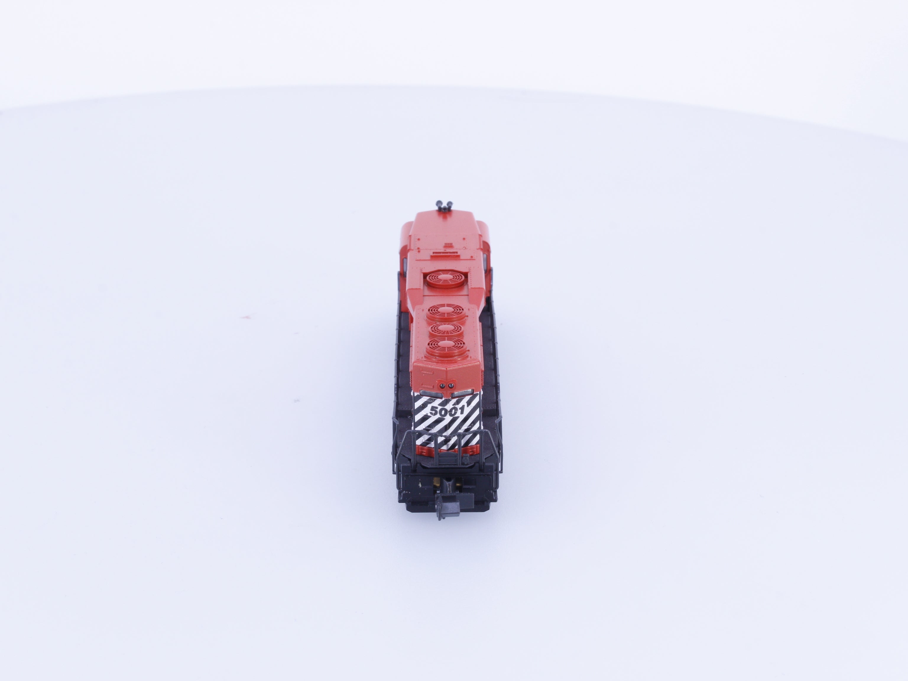 Atlas 4705 N EMD GP30 Diesel Locomotive Canadian Pacific (CP) 5001 Analog DC