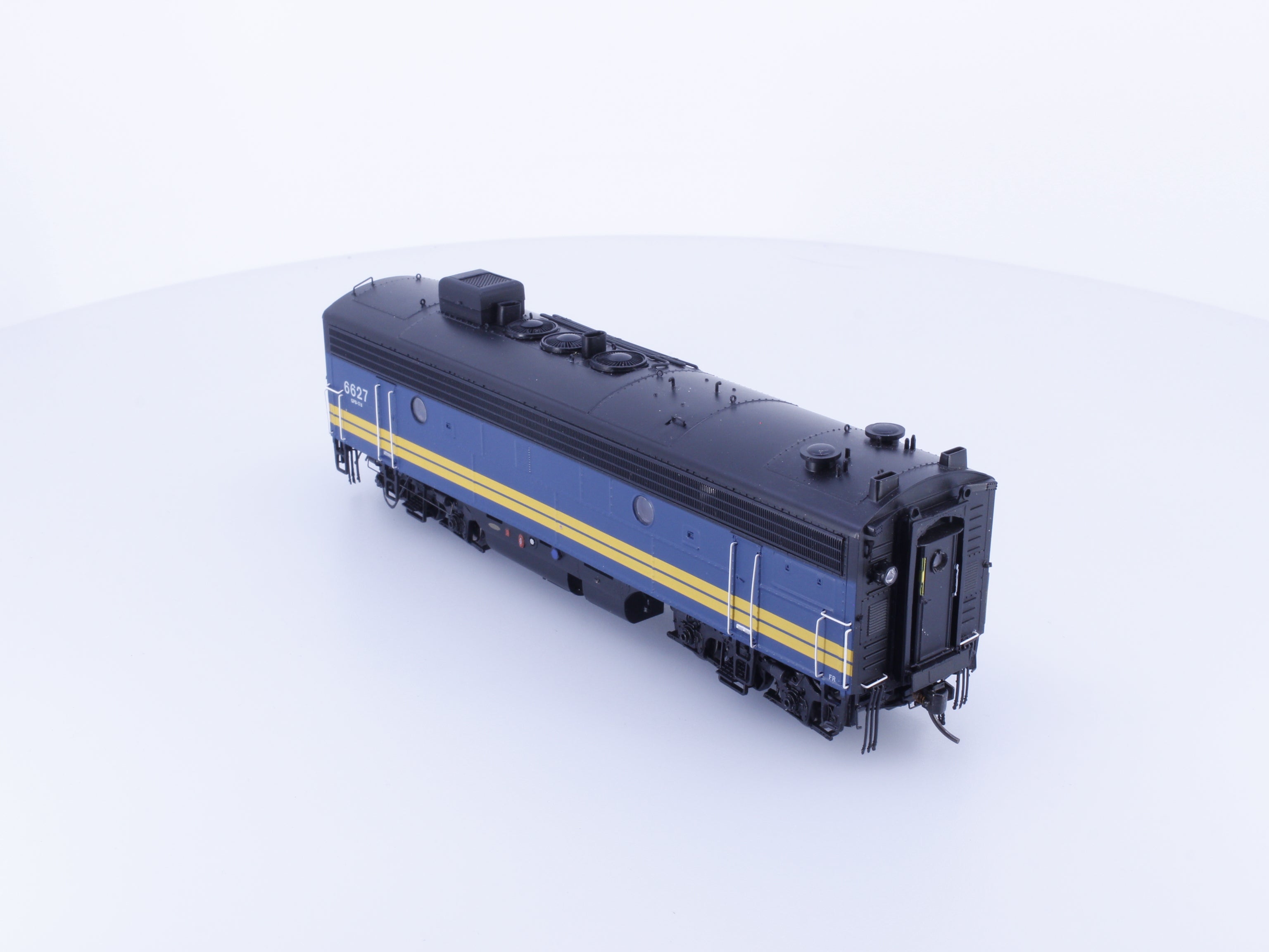 Rapido 221622 HO F9B Diesel B Unit Patched CN Via Rail (VIA) 6627 DCC & Sound
