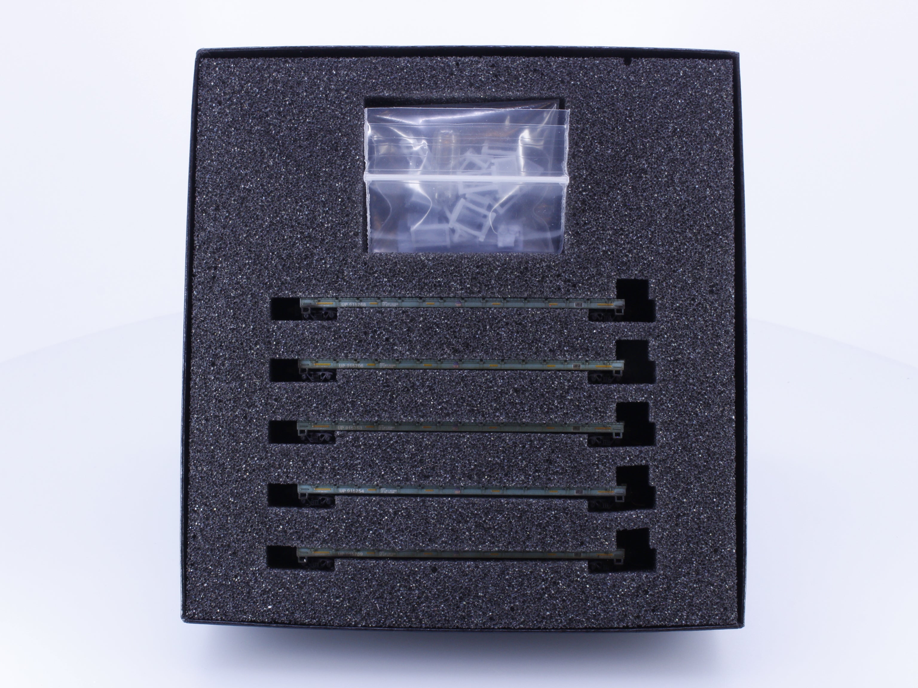 Microscale 99402271 Z Weathered Tie Loader 5 Pack Union Pacific (UP) 915706/769