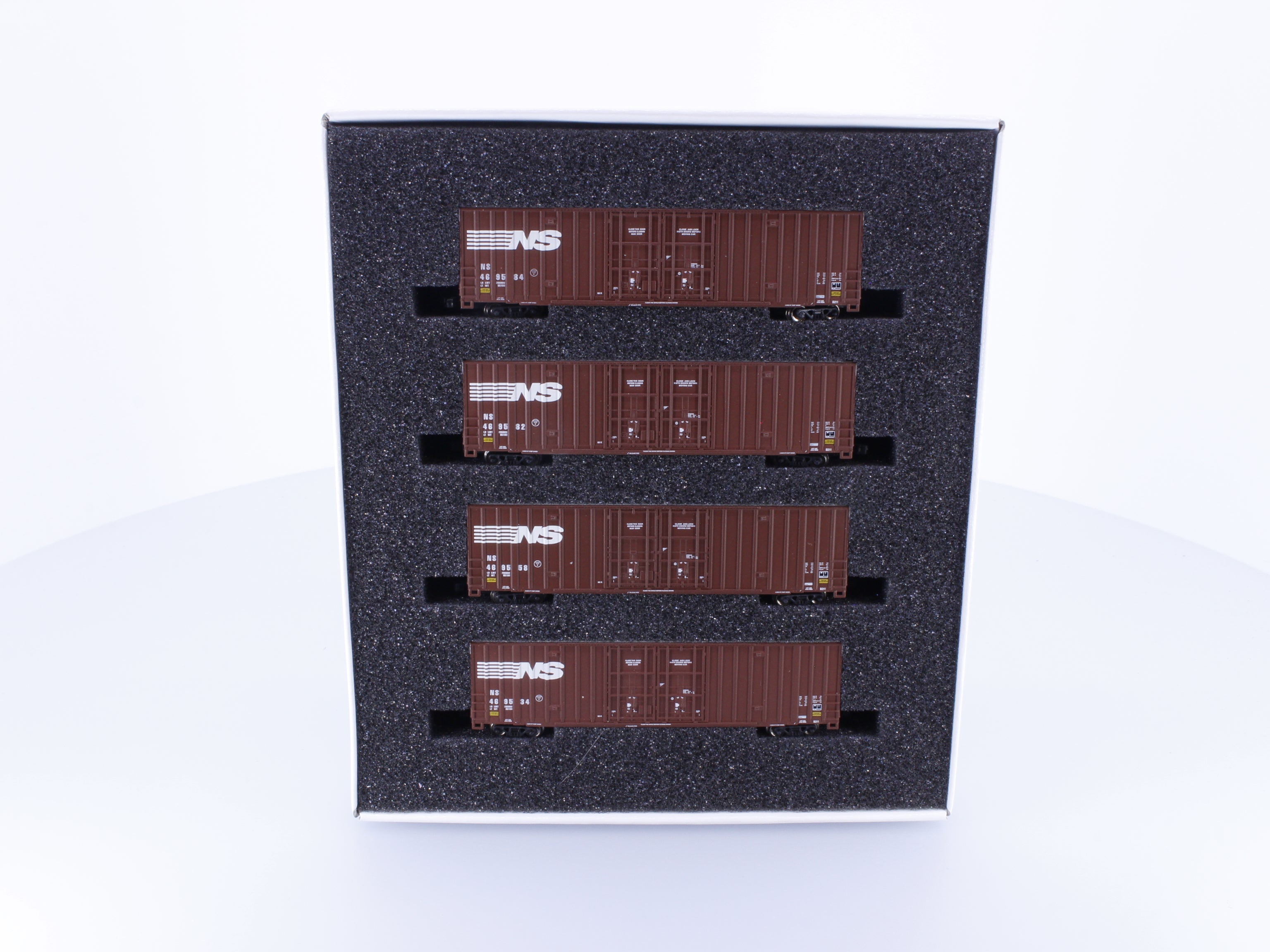 AZL AZL90405-1 Z 4 Pack of 60' Gunderson Box Cars Norfolk Southern (NS) 469534/584