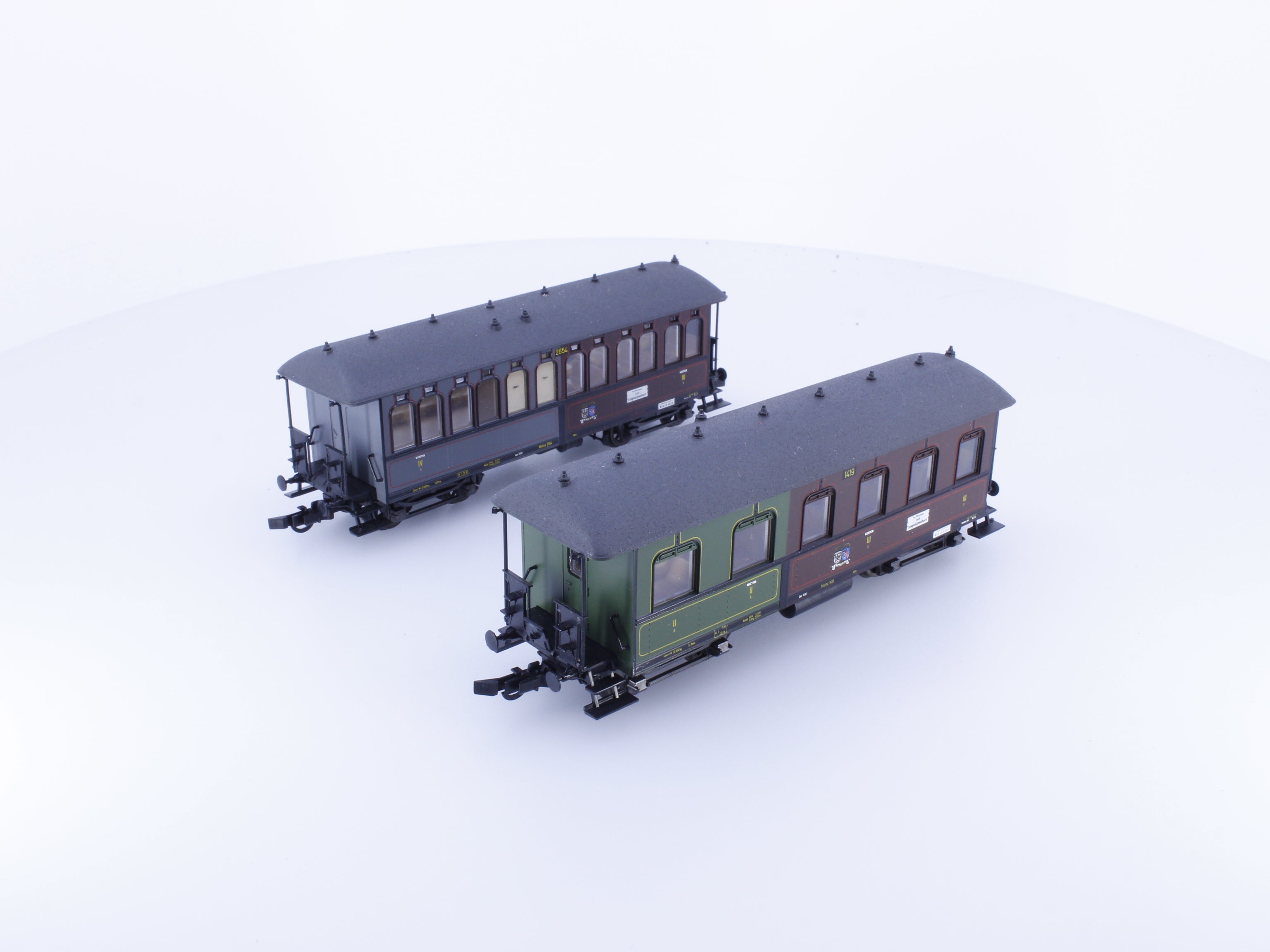 Liliput 812 HO KPEV 2 Pair Passenger Cars