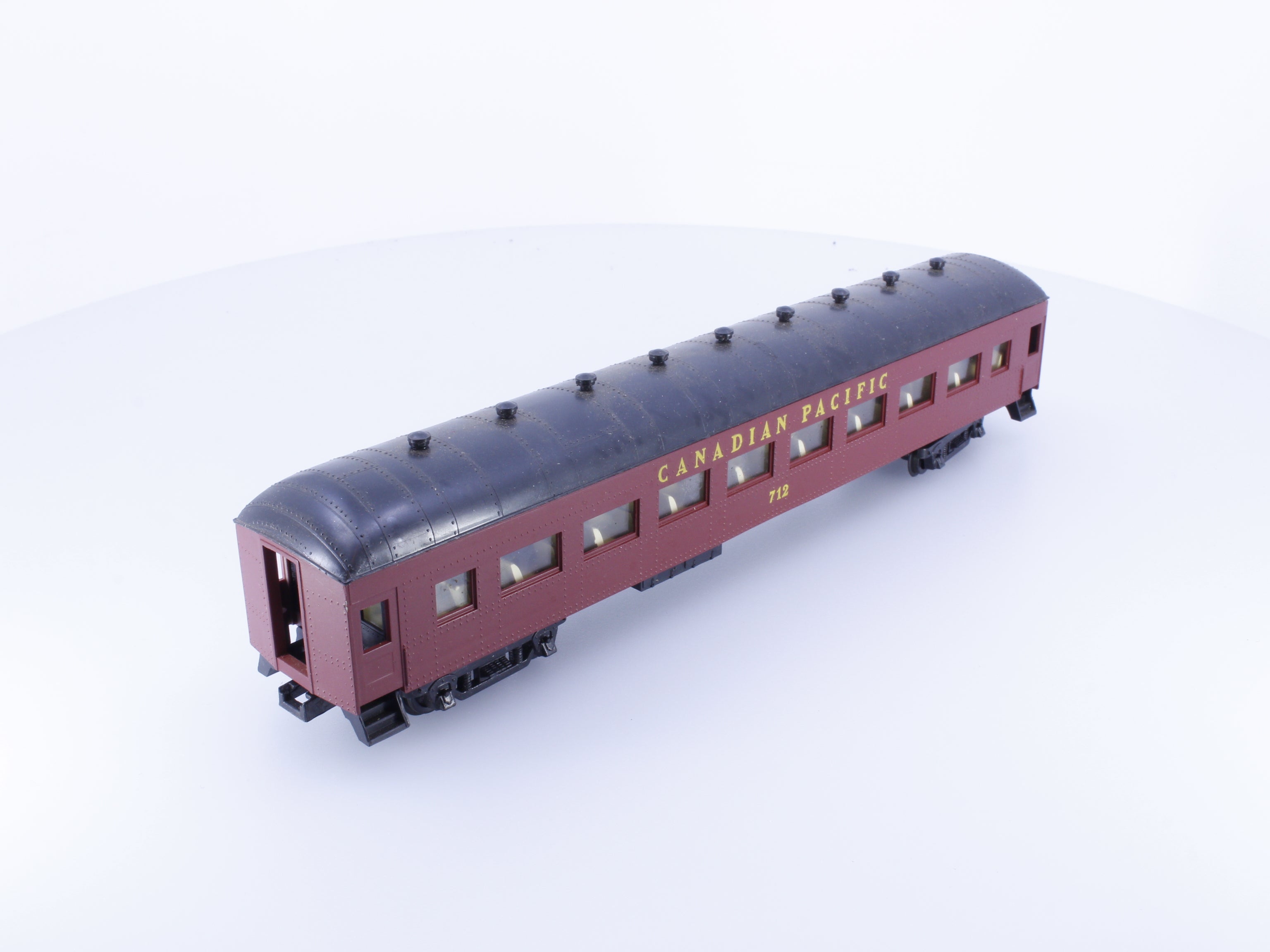Model Power 9917 HO Passenger Coach Canadian Pacific (CP) 712 (#1)