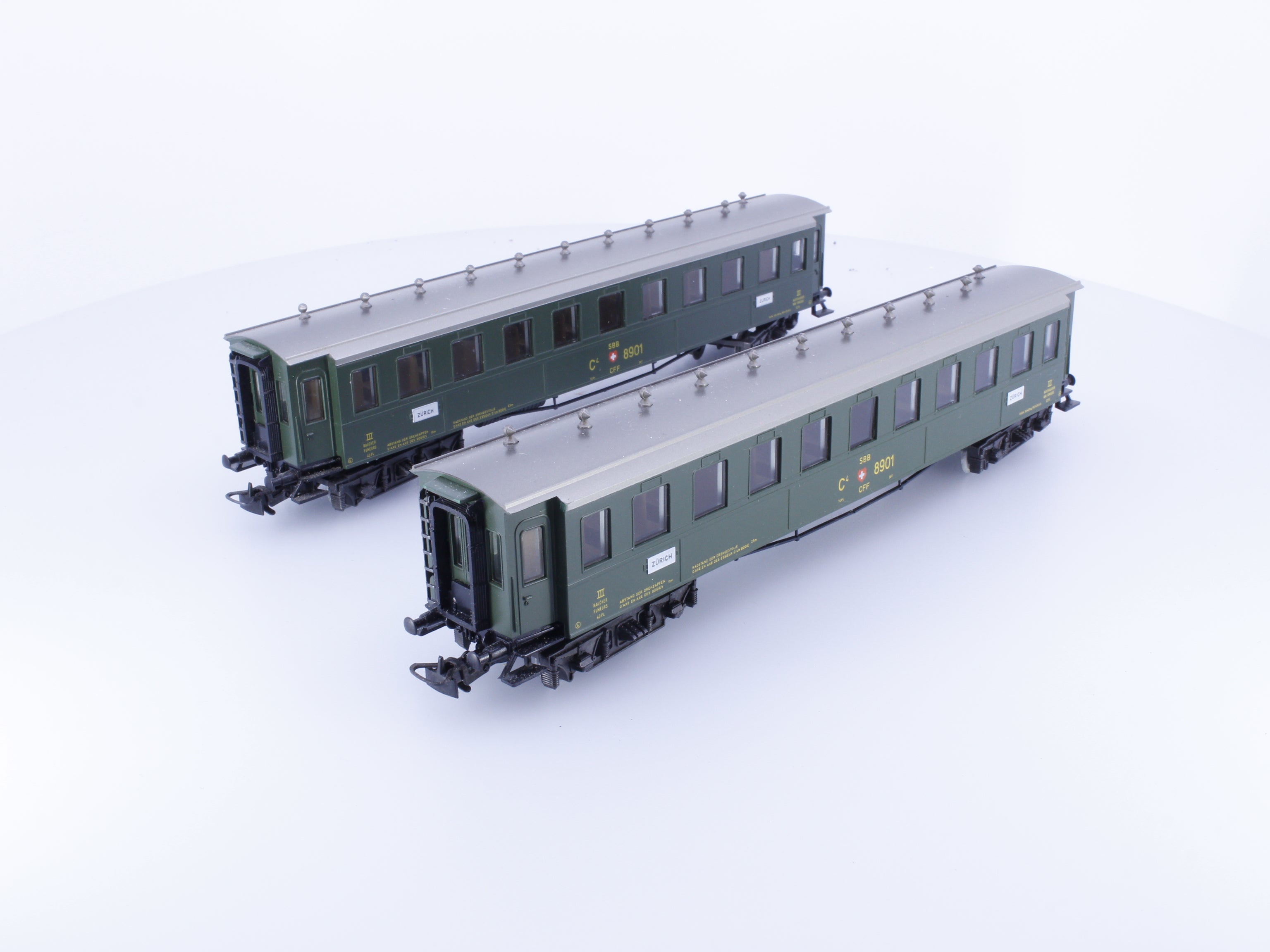 Marklin 4138 HO SBB-CFF-FFS 2 Pair 3rd Class Passenger Cars 8901