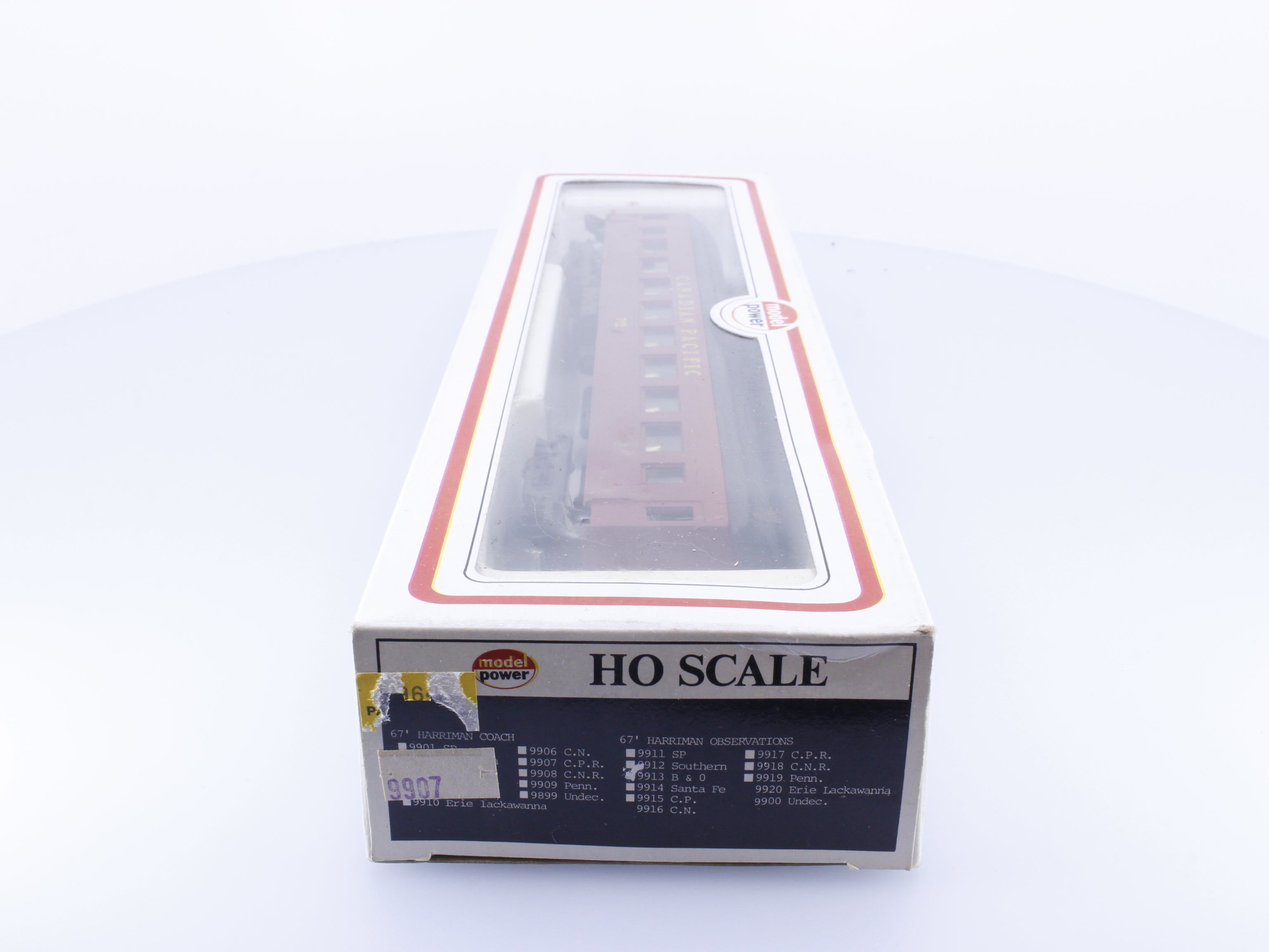 Model Power 9917 HO Passenger Coach Canadian Pacific (CP) 712 (#2)