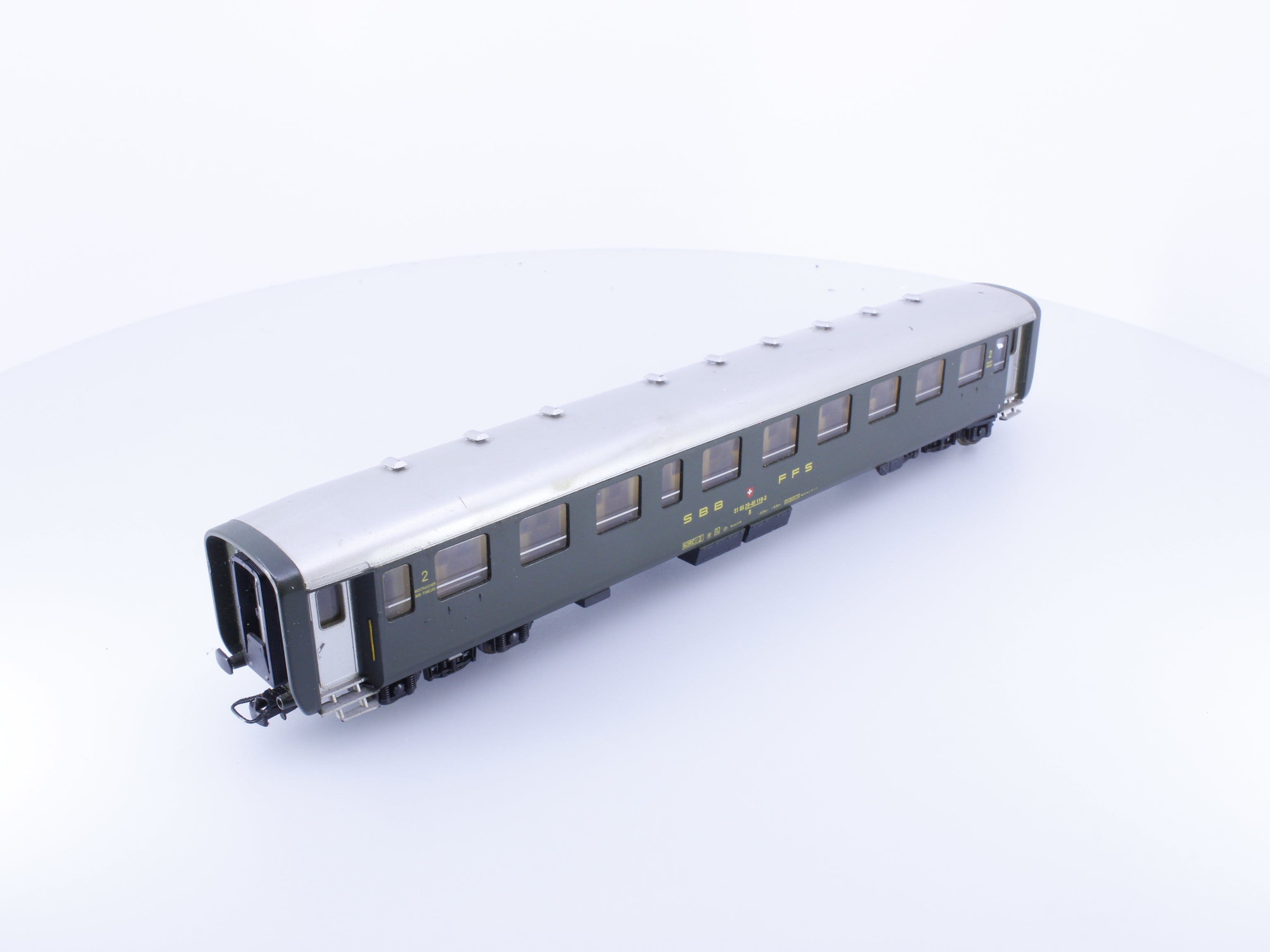 Lima 309380 HO SBB-CFF-FFS 2nd Class Passenger Car with Interior Details 518529401193