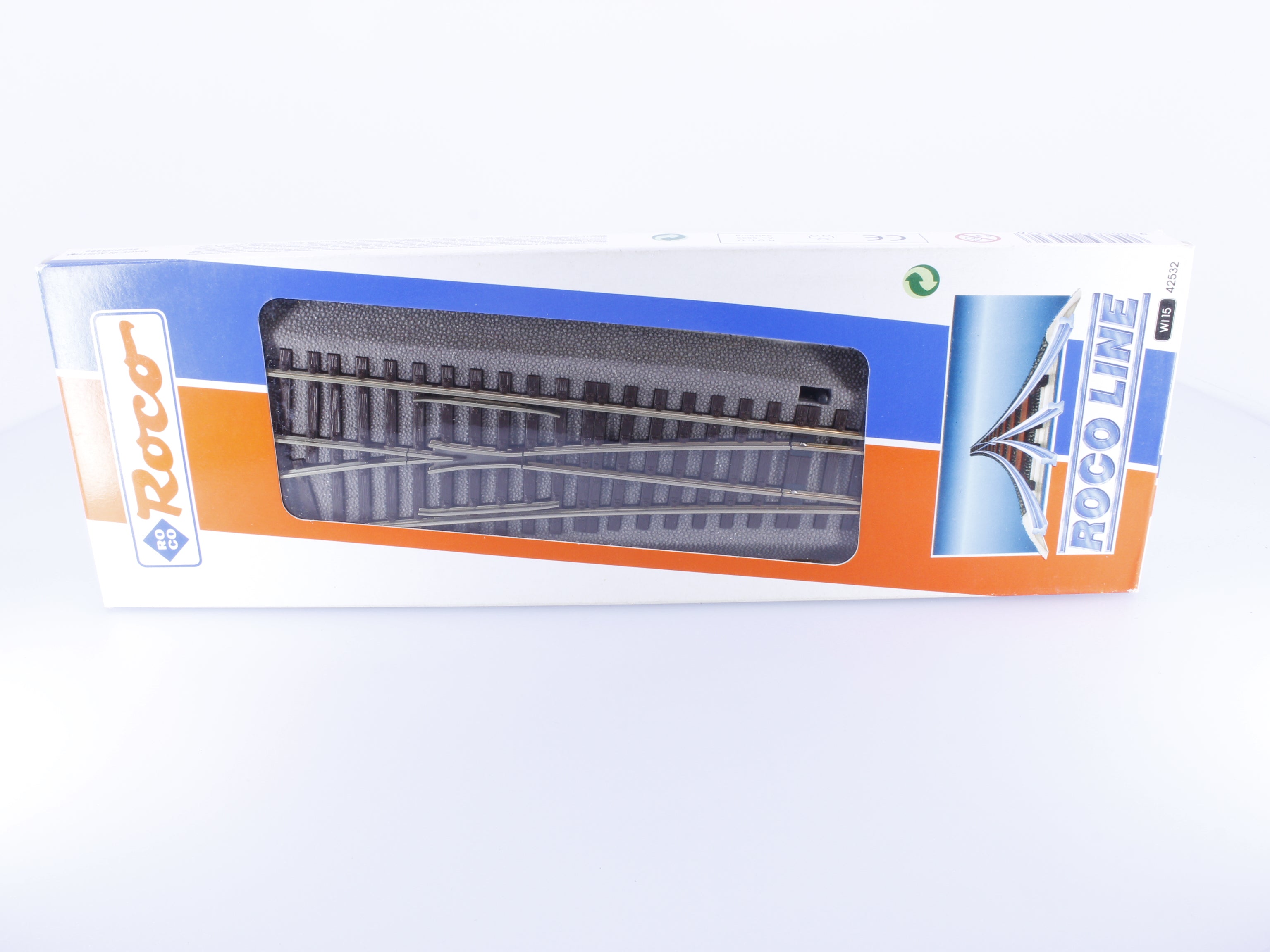 Roco 42532 HO Left Hand Manual Turnout (#2)