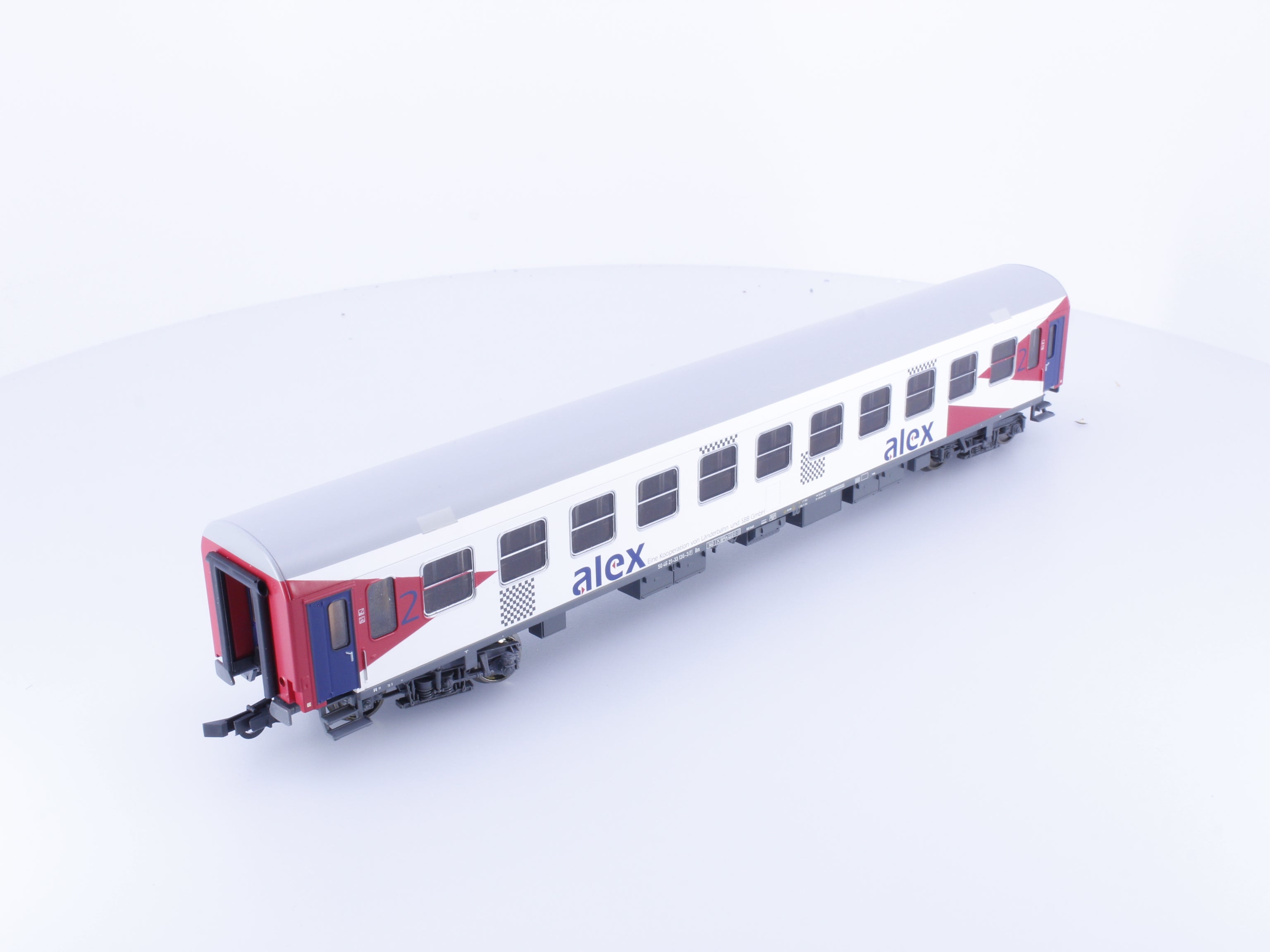 Roco 45925 HO SBB-CFF-FFS Alex Passenger Car 2nd Class 136-3