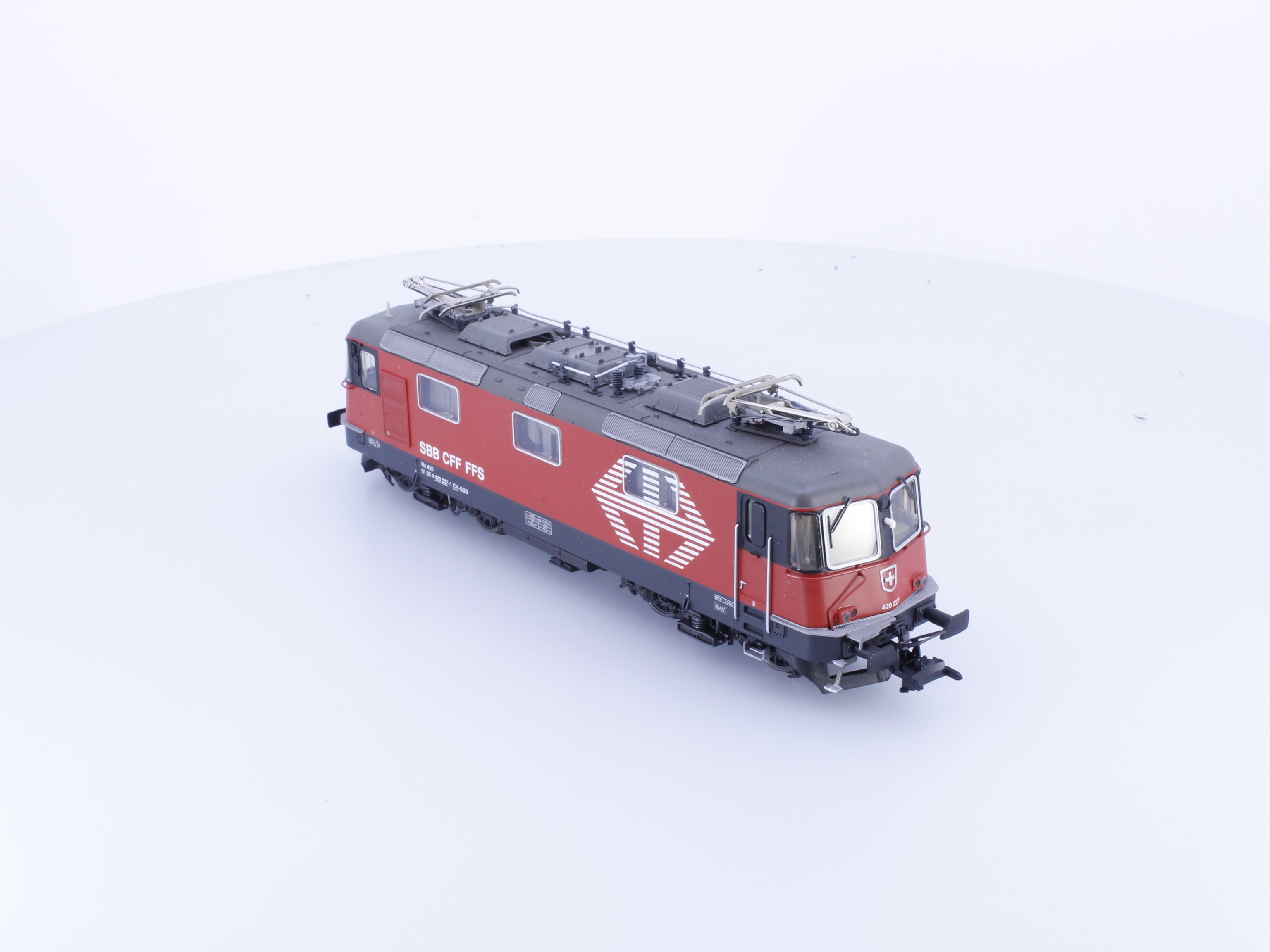 Trix 22835 HO SBB-CFF-FFS RE 4/4 E-Lok #2 227-1 DCC & Sound