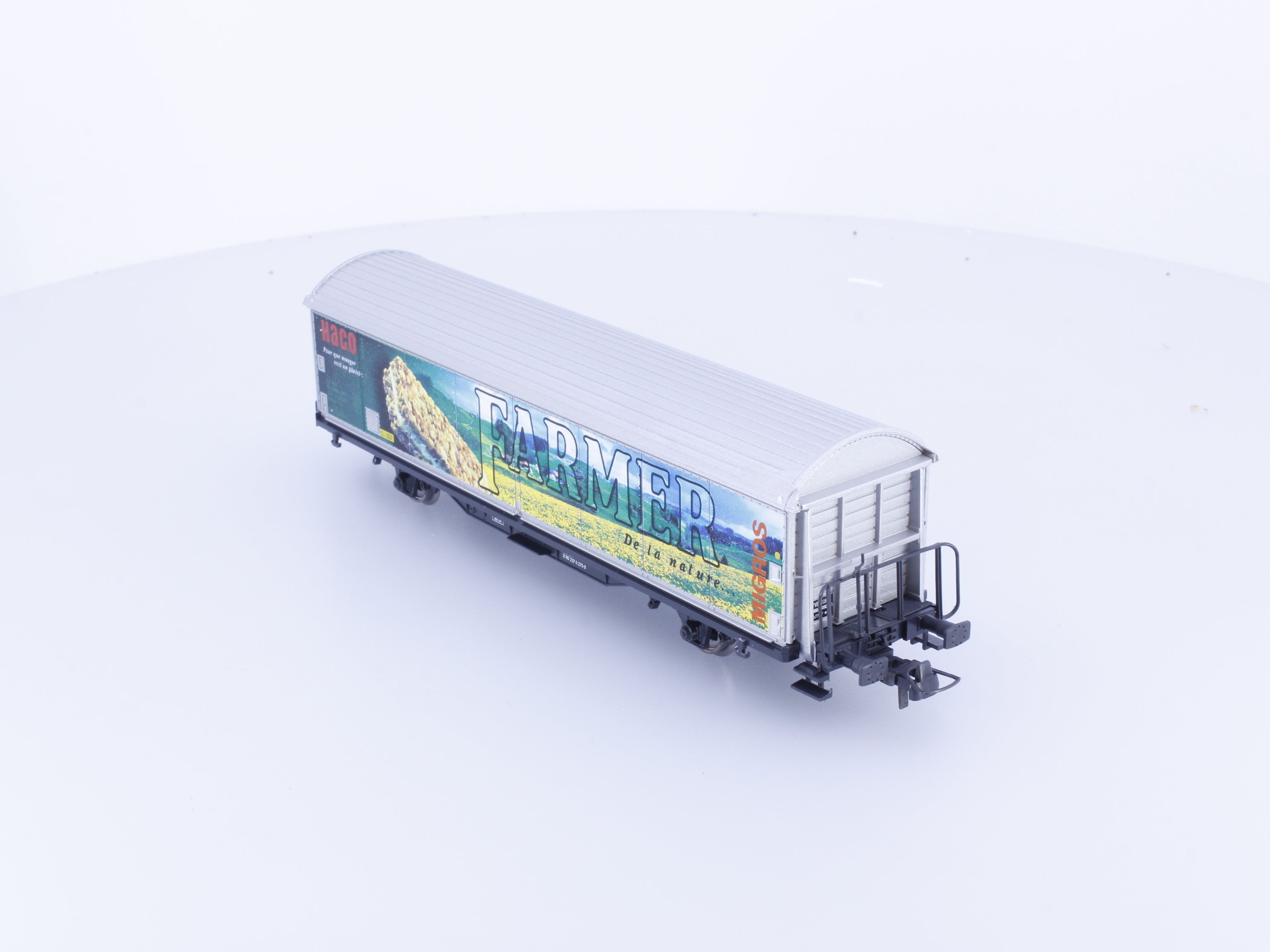 Roco 47611 HO SBB-CFF-FFS Schiebewandwagen Migros Farmer #5 275-9