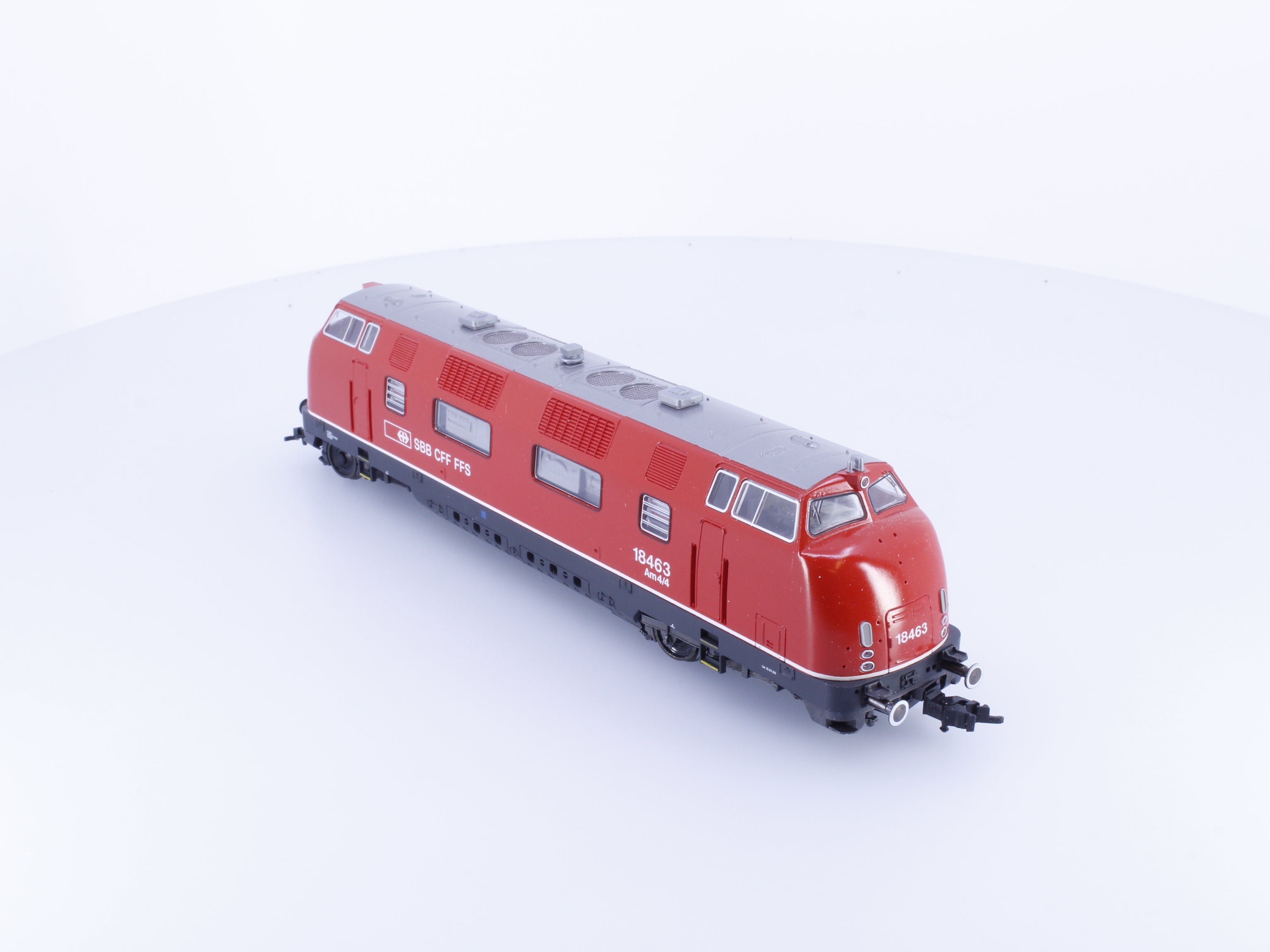 Roco 43580 HO SBB-CFF-FFS AM 4/4 V200 Diesel Locomotive 18463 DCC