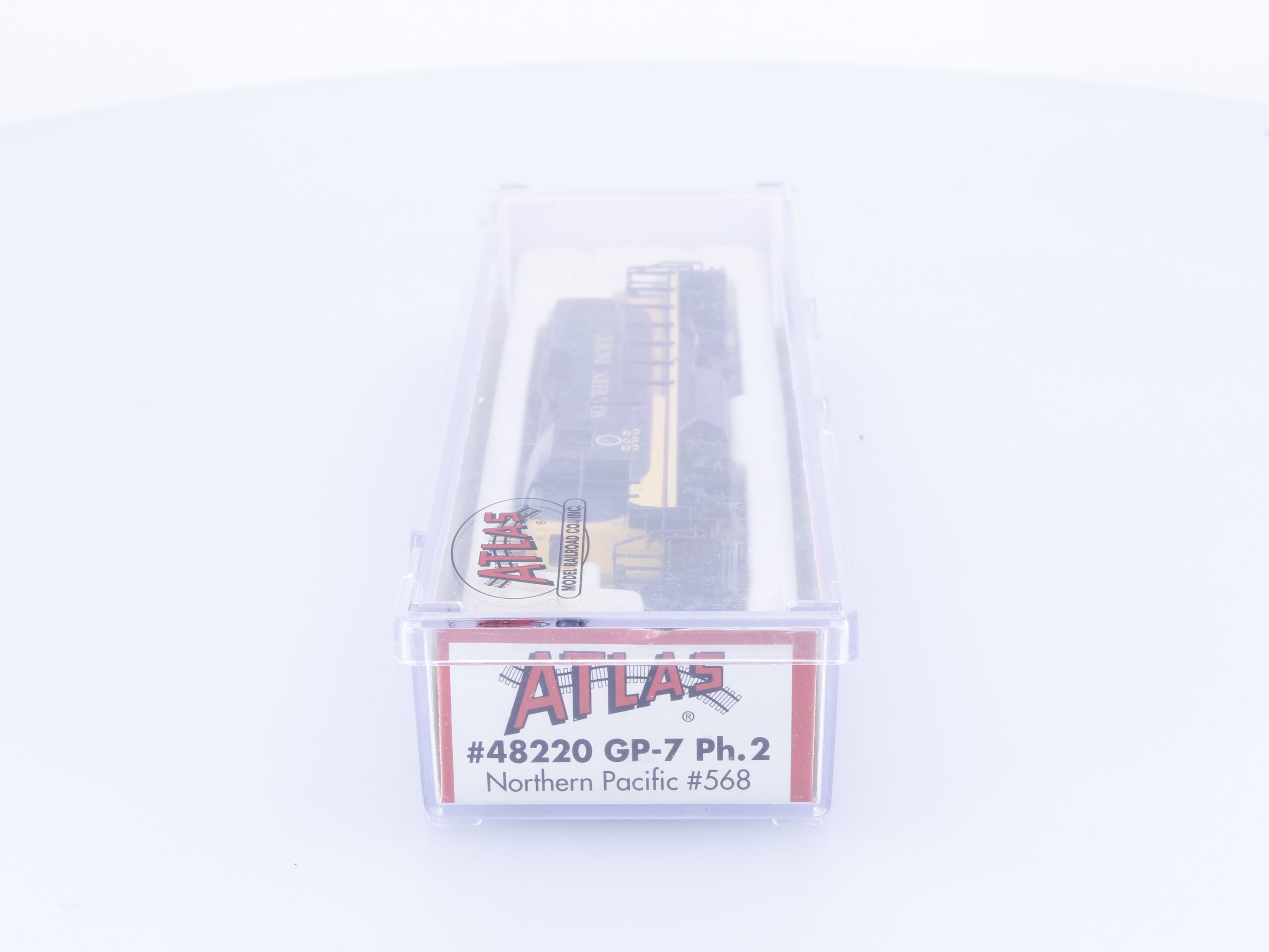 Atlas 48220 N GP-7 Phase 2 Diesel Locomotive Northern Pacific (NP) 568 Analog DC