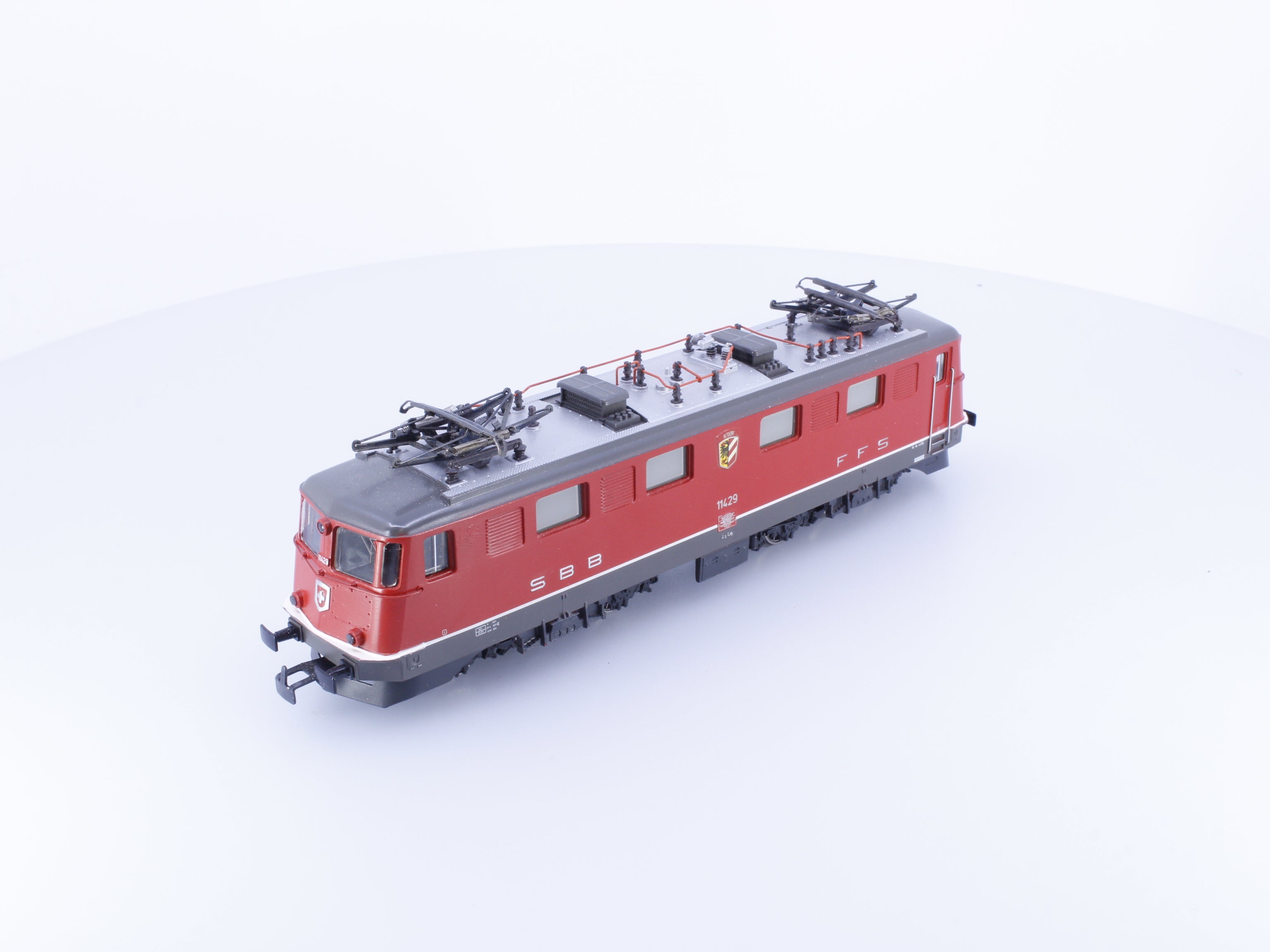 Marklin 3332 HO SBB-CFF-FFS Re6/6 Electric Locomotive 11429 Analog AC