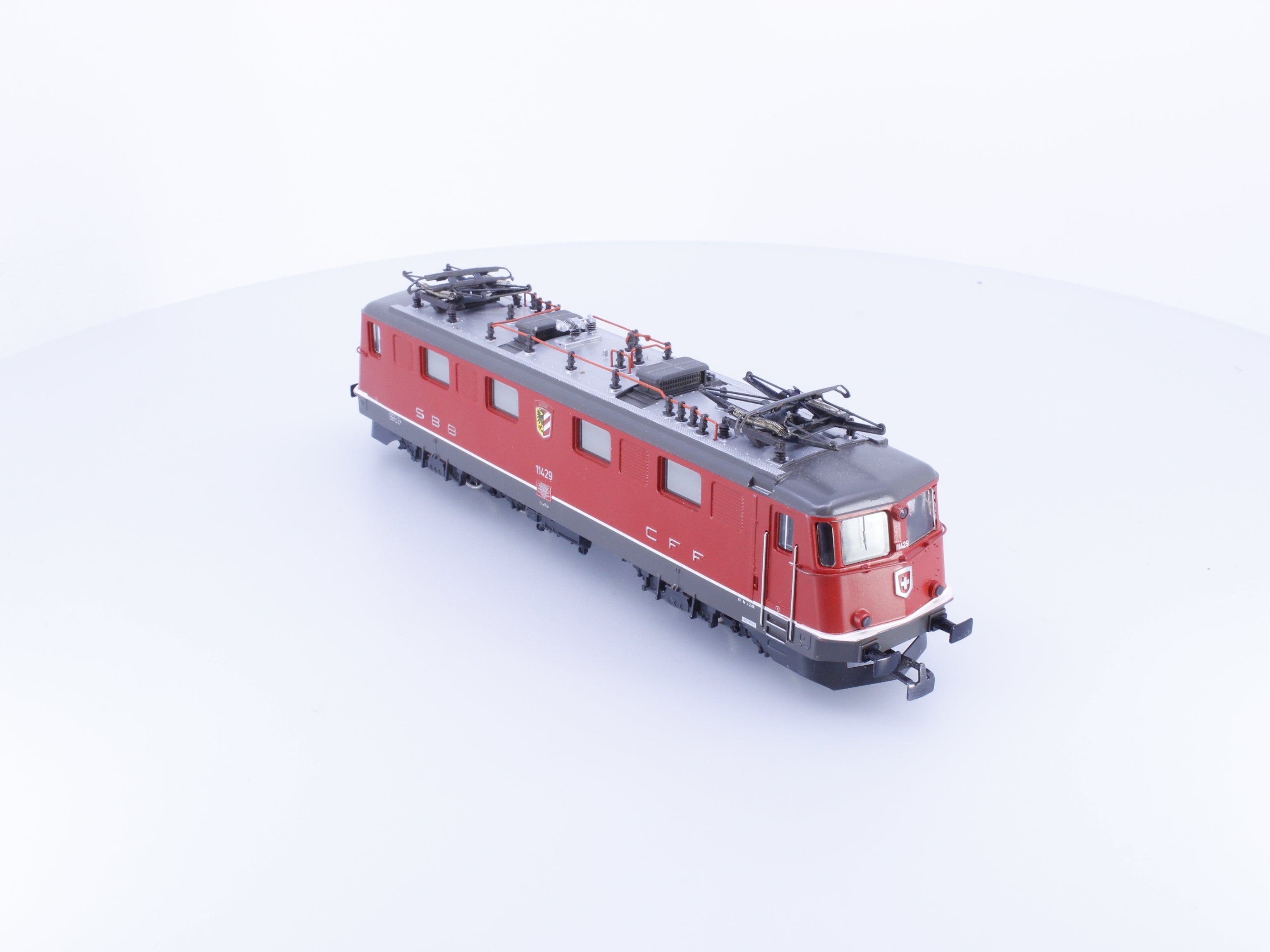 Marklin 3332 HO SBB-CFF-FFS Re6/6 Electric Locomotive 11429 Analog AC