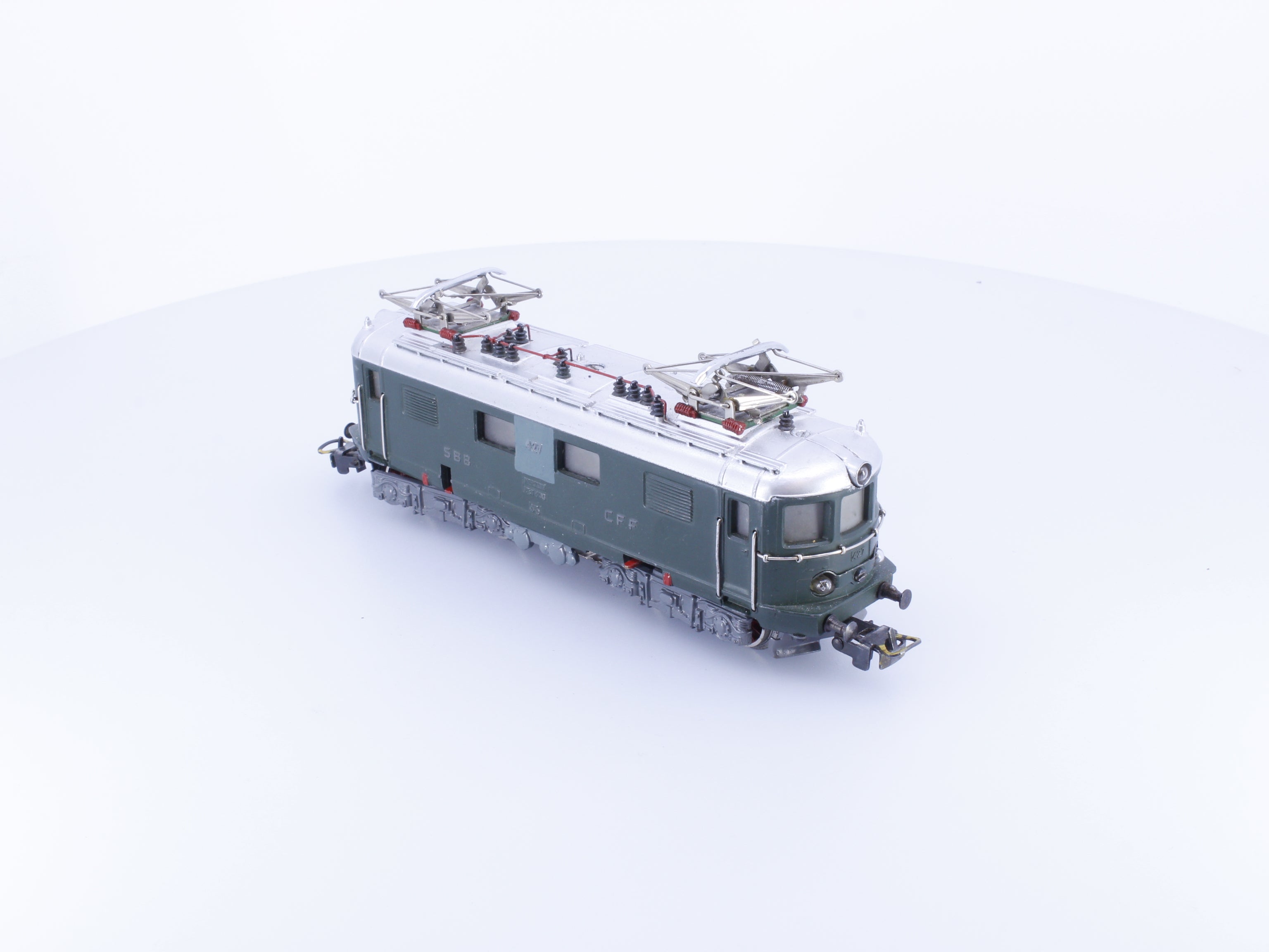 Marklin 3014 HO SBB-CFF-FFS RET800 Re4/4 Electric Locomotive 427 Analog AC