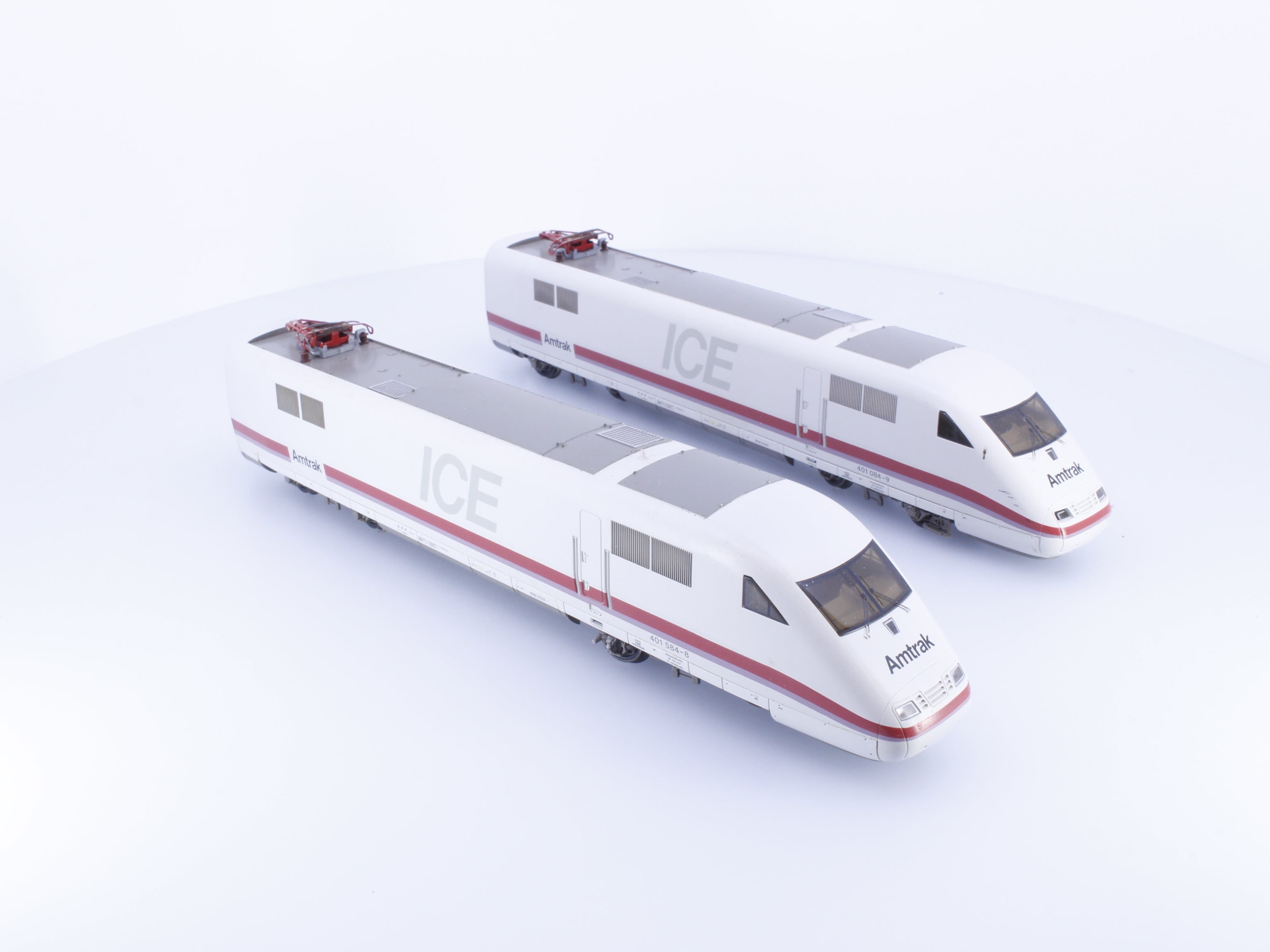 Fleischmann 934440 HO Amtrak 5 Piece Intercity Express in Amtrak Livery Analog DC