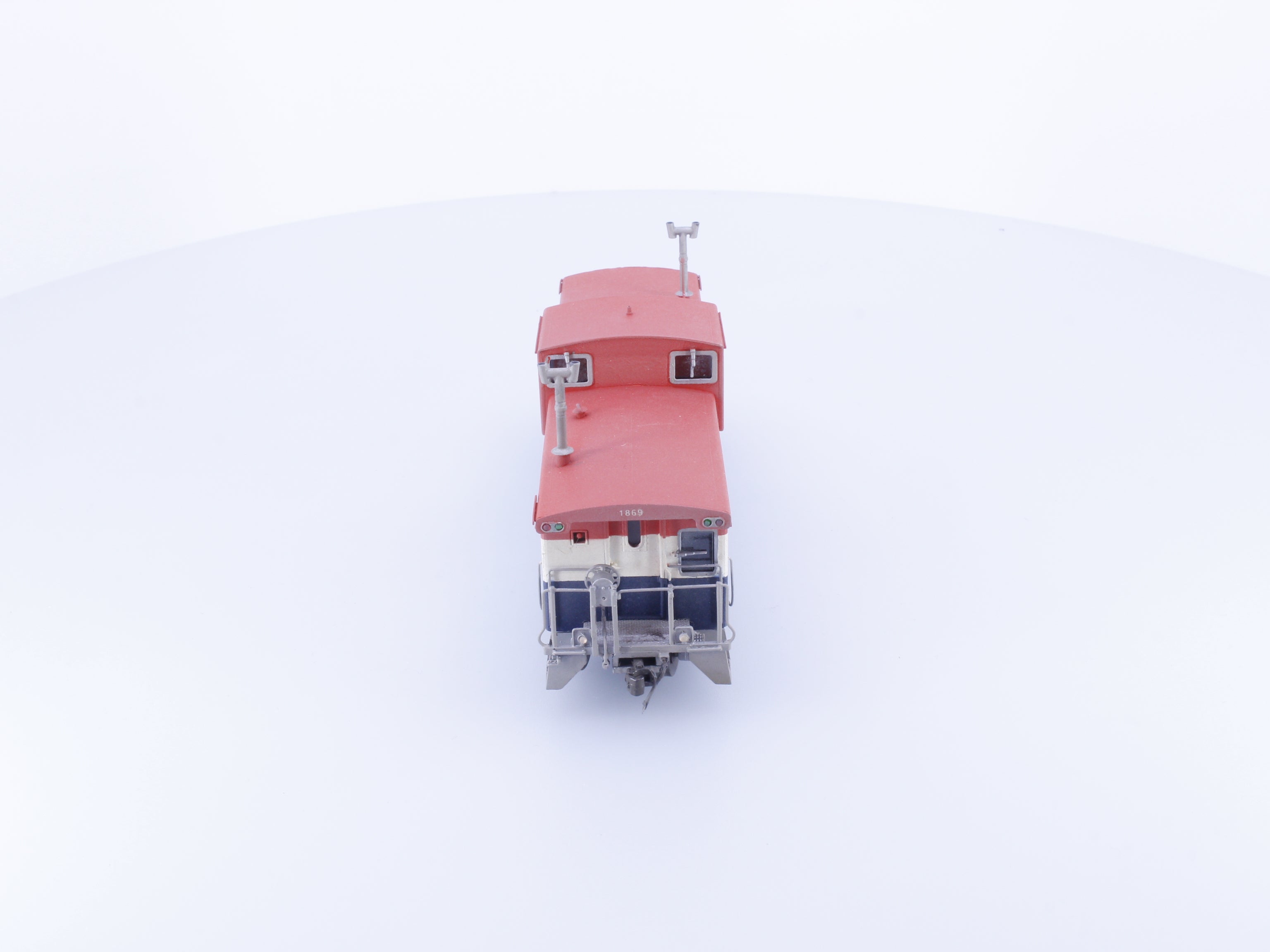 Overland 3862.1 HO Brass Wide Vision Caboose Factory Painted and Weathered BC Rail (BCOL) 1869