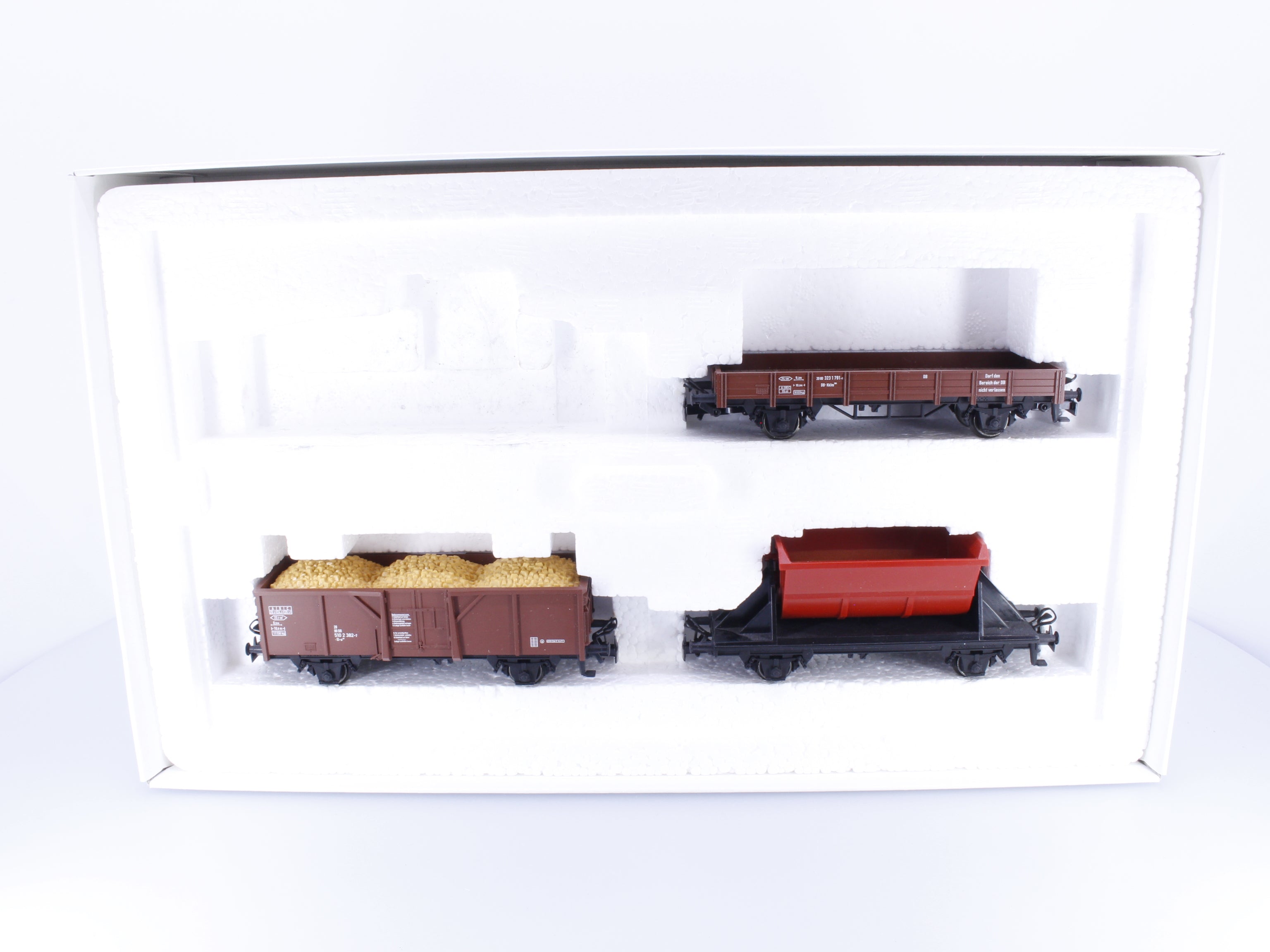 Marklin 94425 HO DB 3 Piece Freight Car Set/No Locomotive (#1)