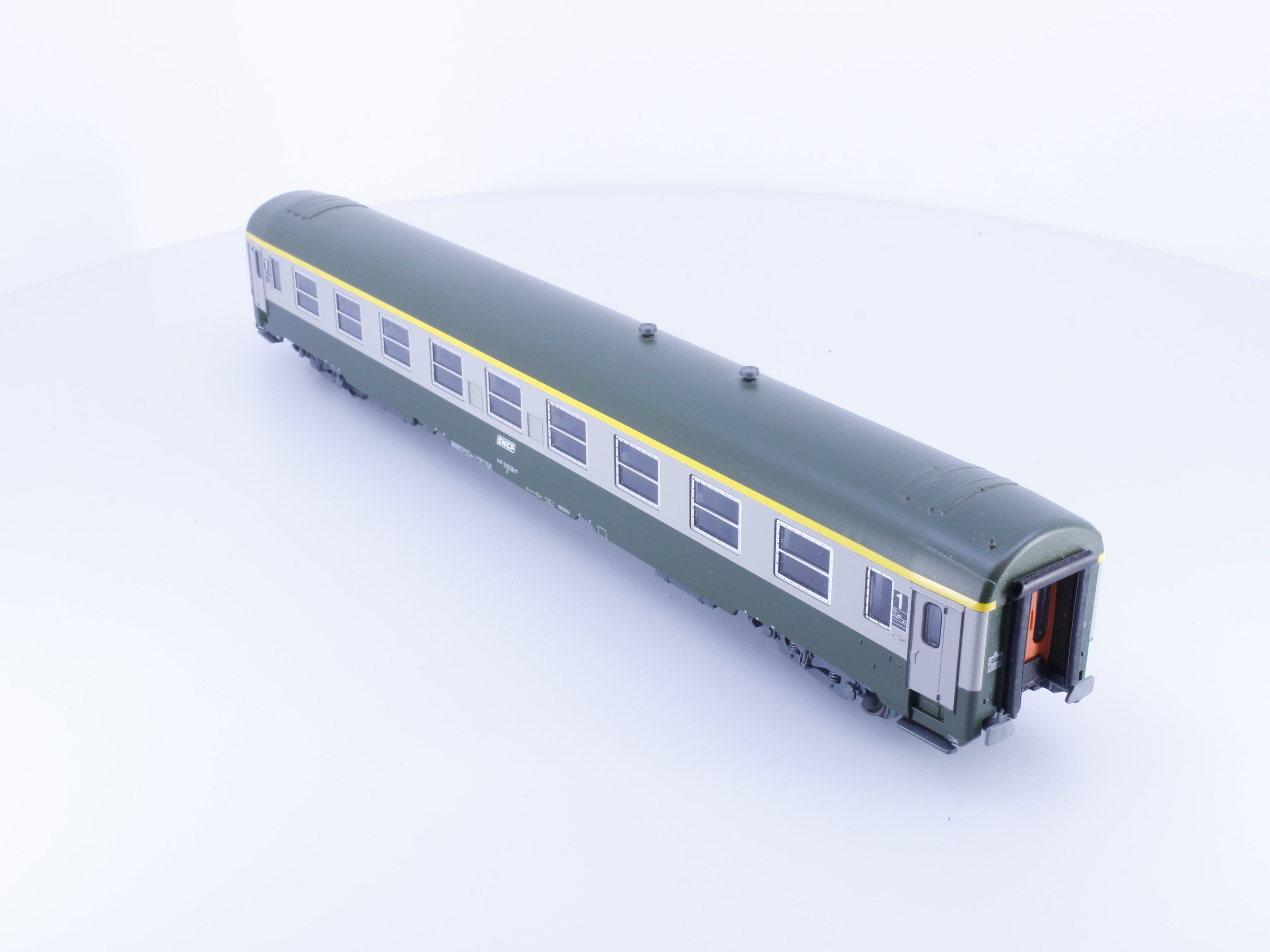 Roco 354-9 HO SNCF Personenwagen 1. Kl 354-9