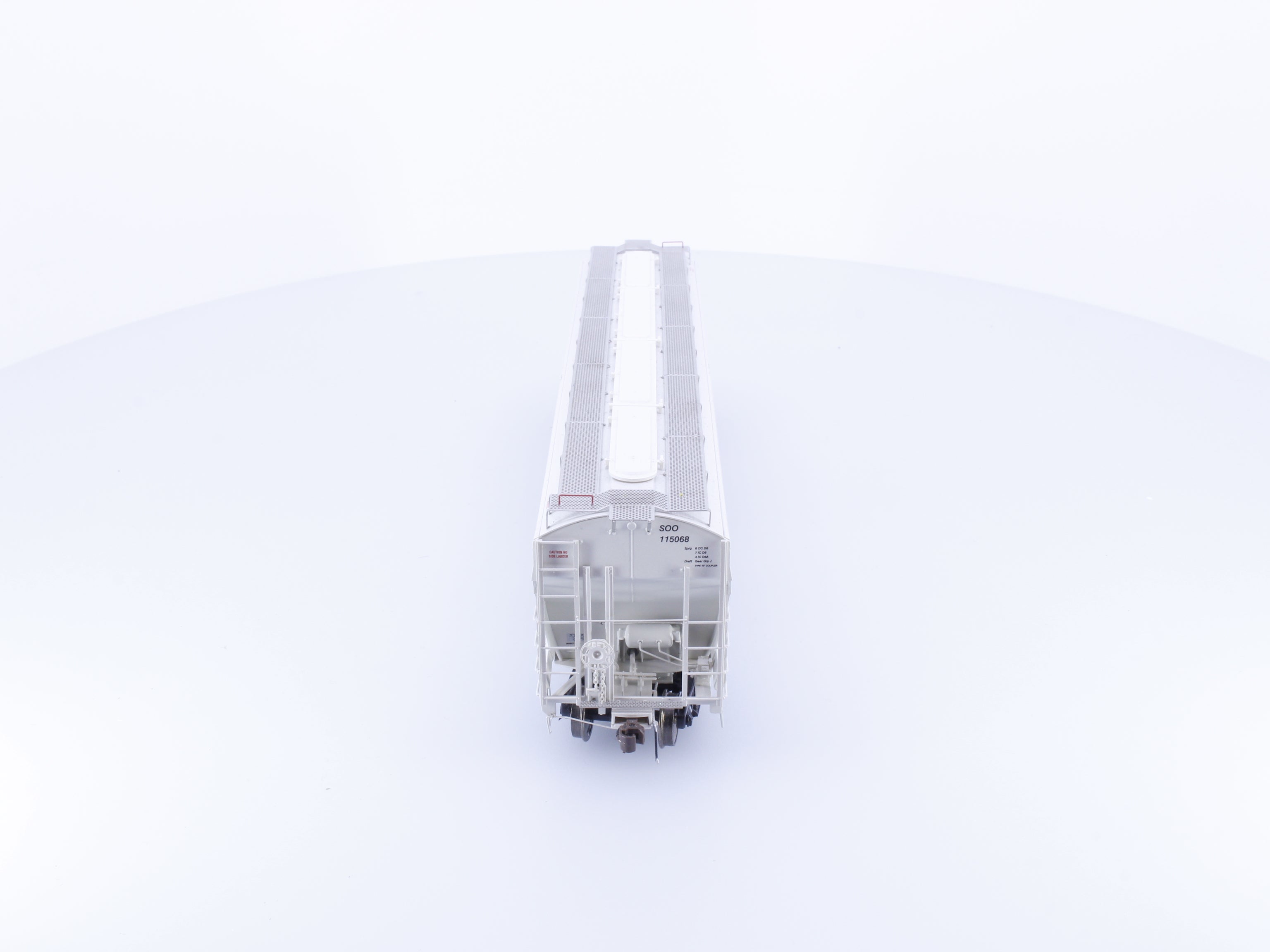 Athearn ATHG89996 HO Trinity Covered Hopper Canadian Pacific (CP) 115068