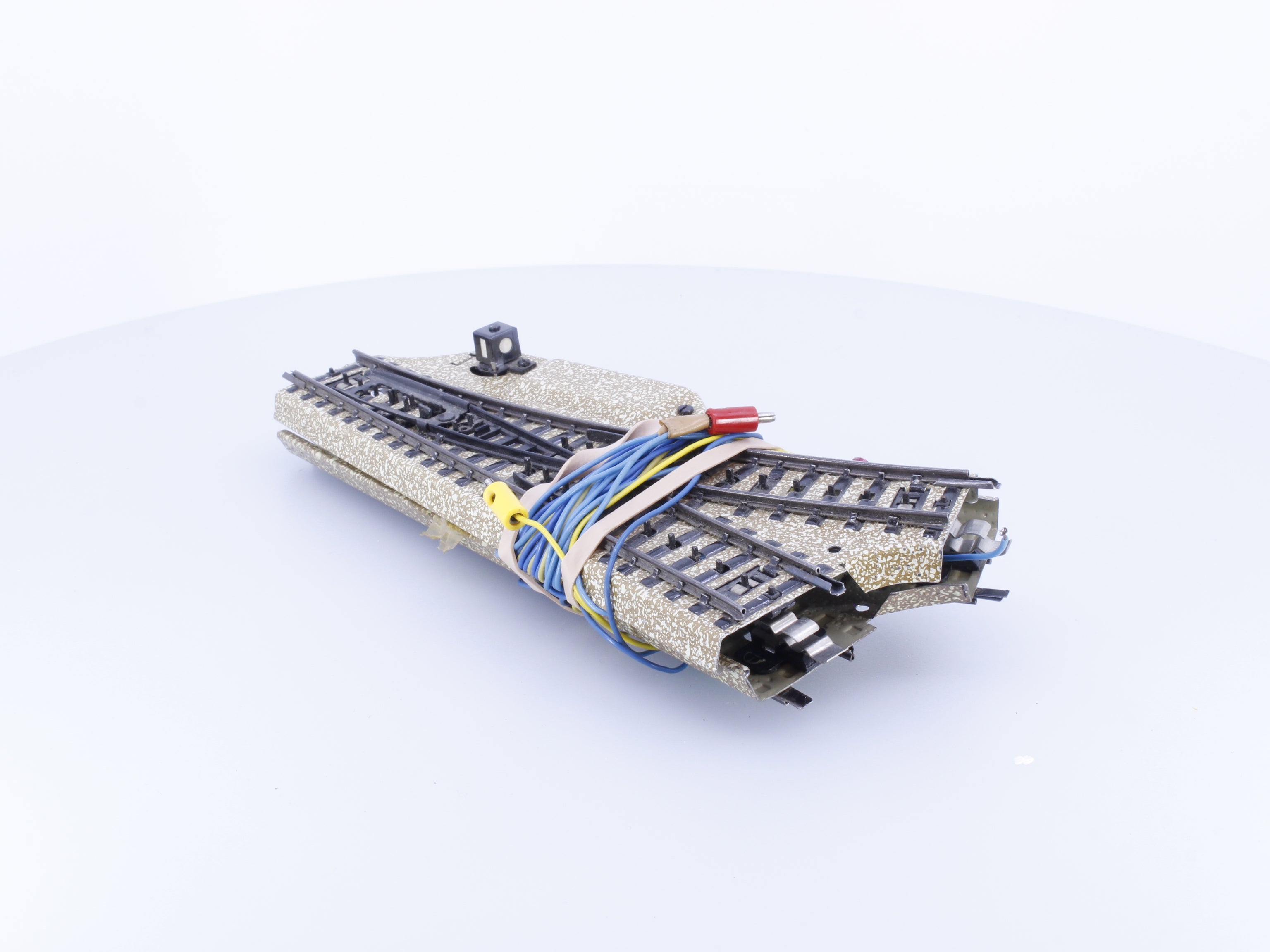 Marklin 5118/5119 HO 1 Pair of M Track Electric Turnouts