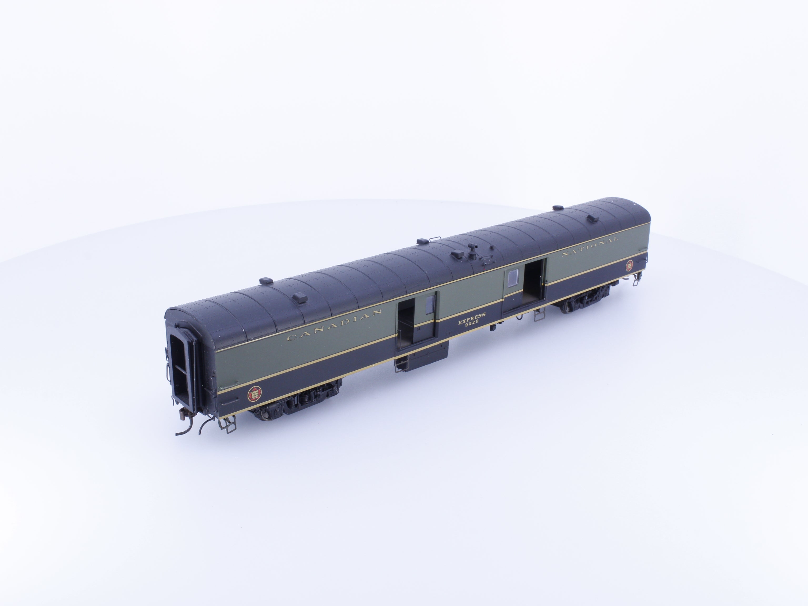 Rapido 106014 HO Baggage Car Express Canadian National (CN) Express 9220