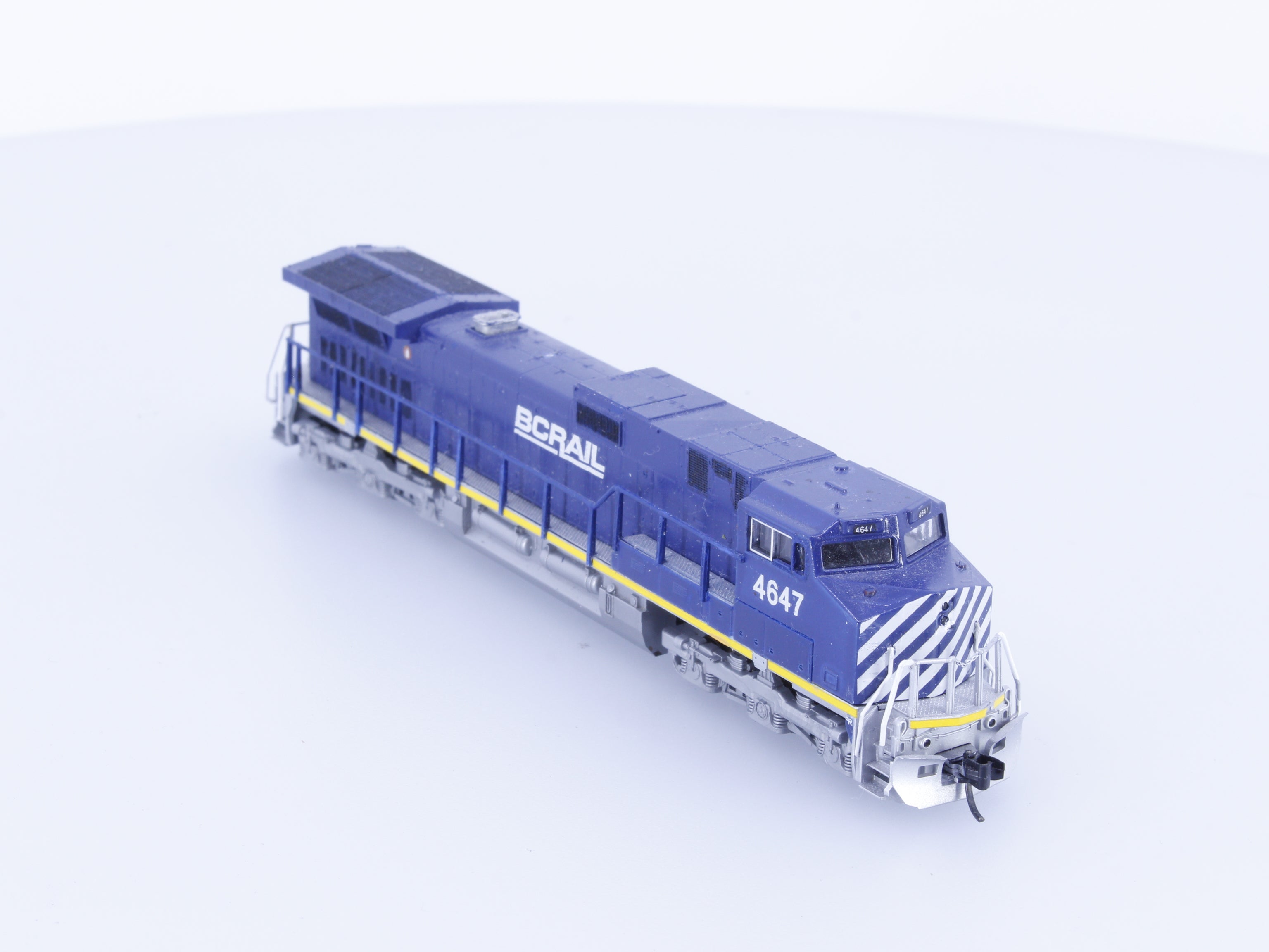 Kato 176-3501 N C44-9W Diesel Locomotive Re-Paint BC Rail (BCOL) 4647 Analog DC