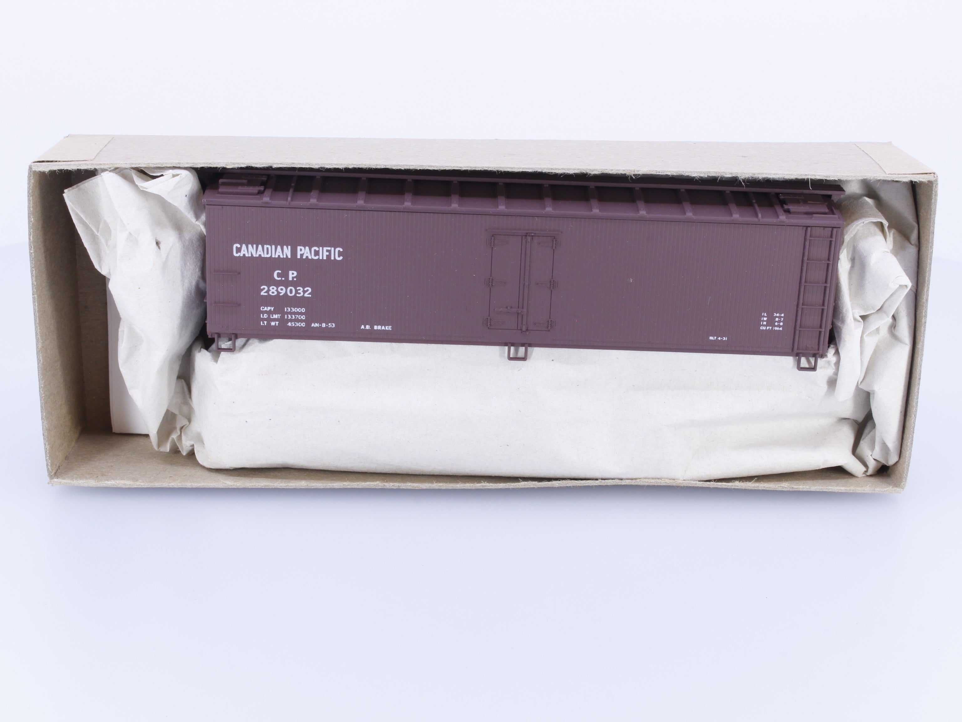 Accurail 4822.1 HO 40' Wood Reefer Kit Canadian Pacific (CP) 289032