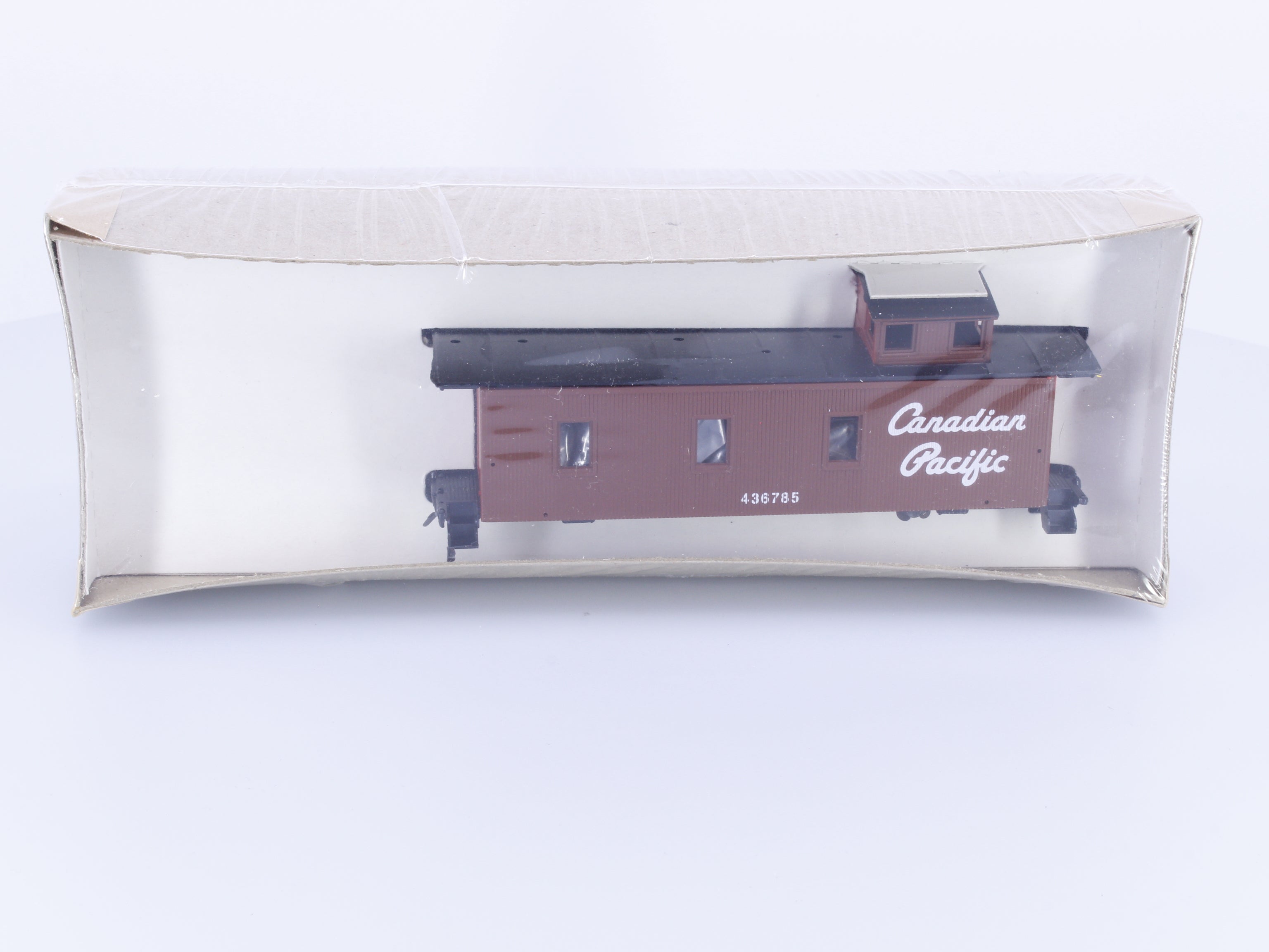 Trains Canada 1-107 HO Wood Caboose Script Kit Canadian Pacific (CP) 436785