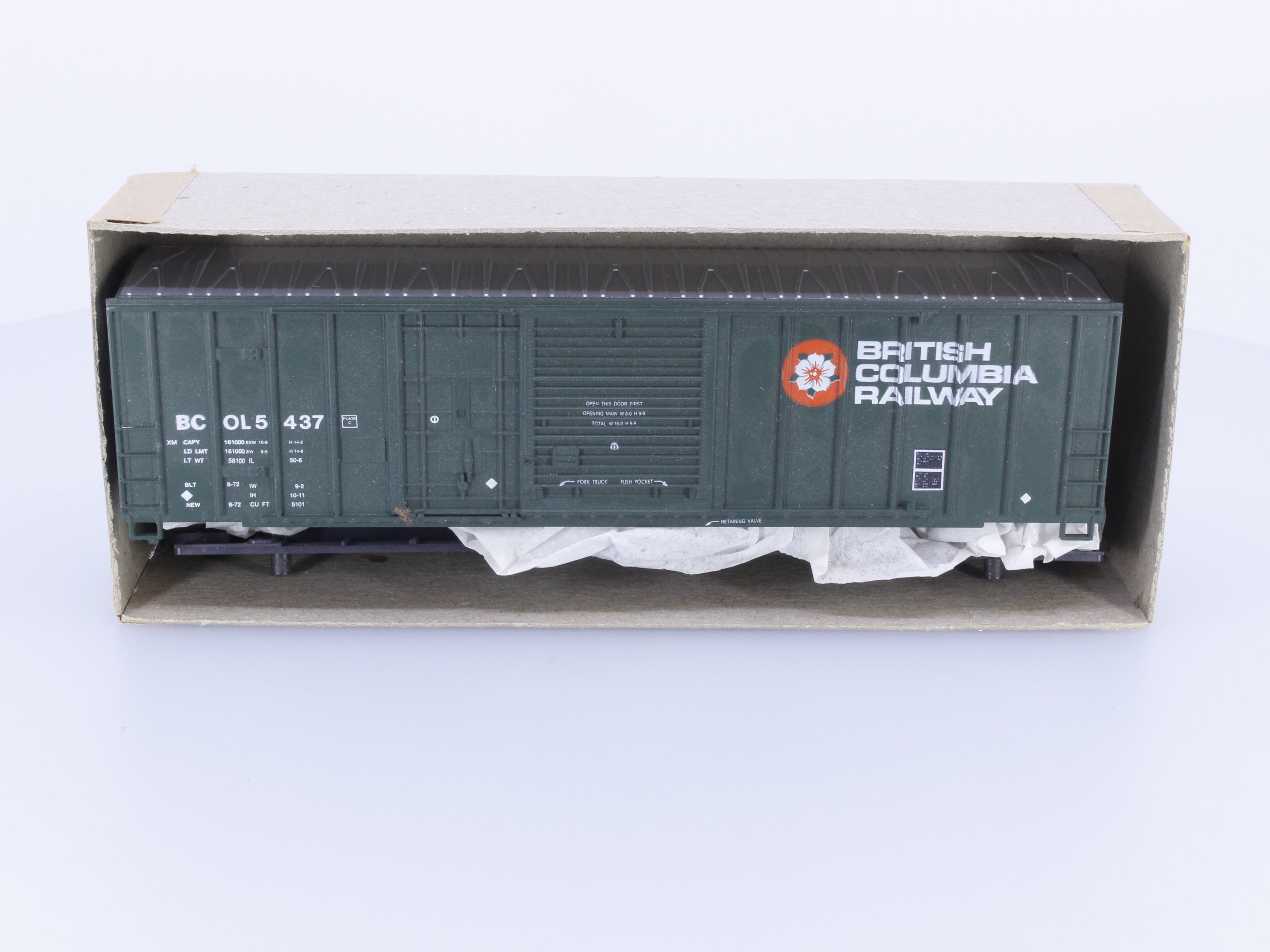 Roundhouse 1936 HO 50' Combination Door Boxcar Kit BC Rail (BCOL) 5437