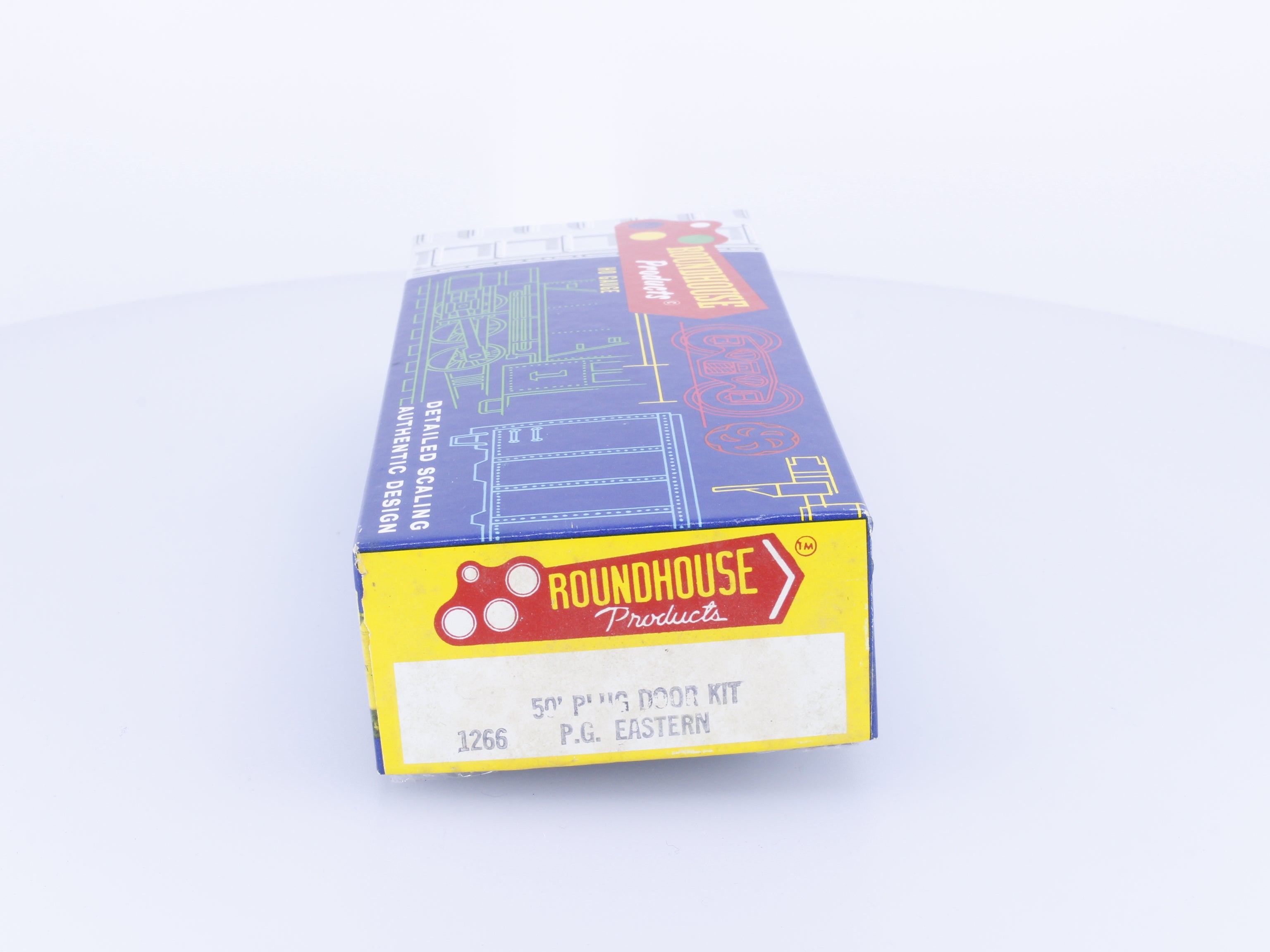 Roundhouse 1266 HO 50' Plug Door Boxcar Kit Pacific Great Eastern (PGE) 4505