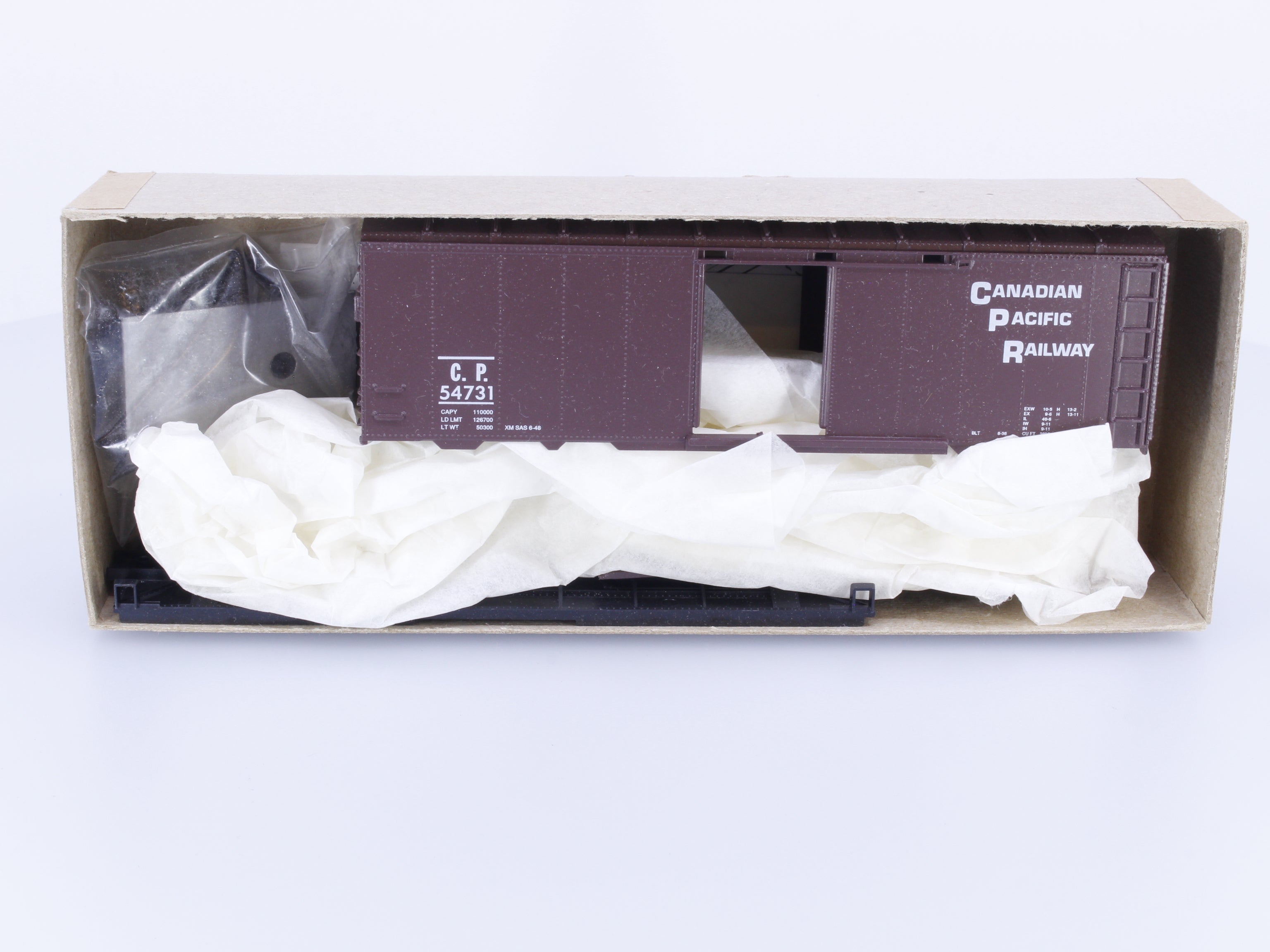 Roundhouse 1056 HO 40' Boxcar Kit Canadian Pacific (CP) 54731