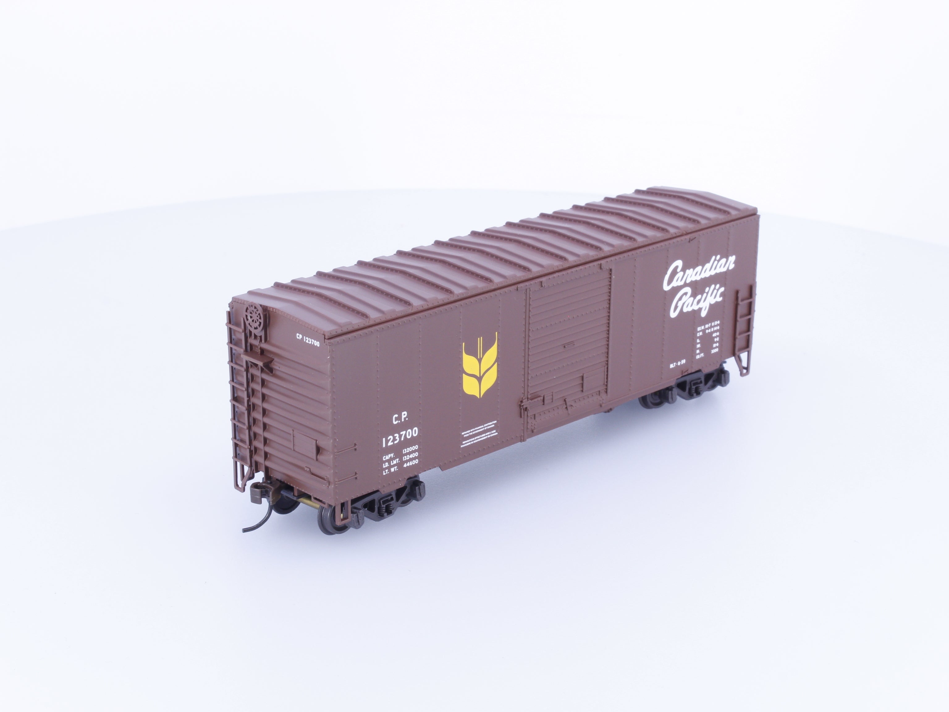 Trains Canada 1-2022 HO 40' Box Car Canadian Pacific (CP) 123700