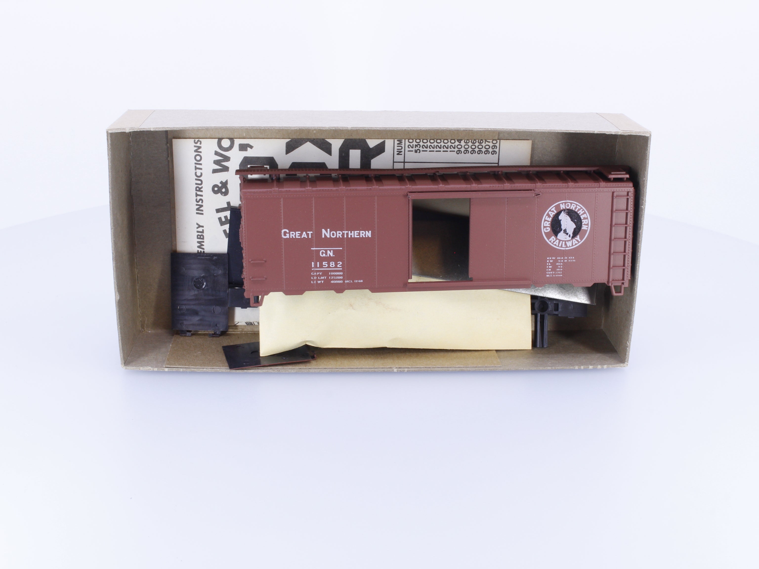 Athearn 5007 HO 40' Box Car Kit Great Northern (GN) 11582