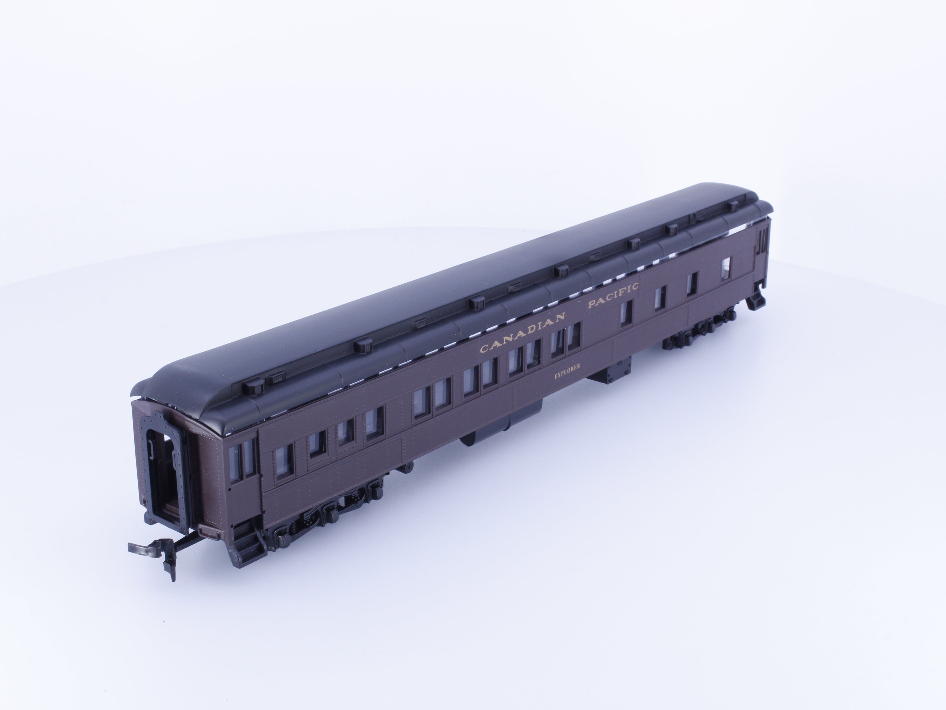 IHC 49116 HO 8-1-2 Sleeper Car Canadian Pacific (CP) Explorer