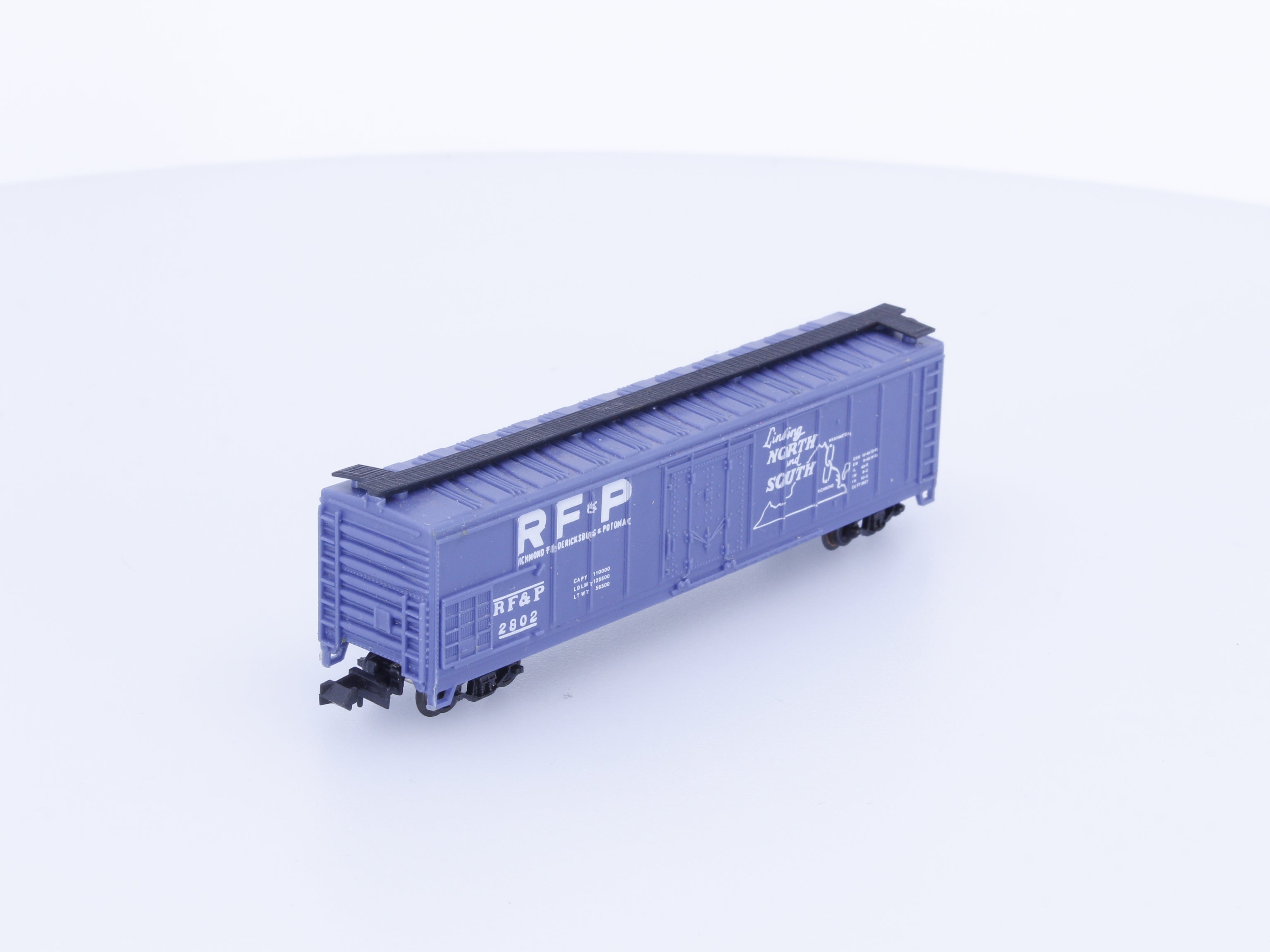 Life-Like 7717 N 50' Reefer Car RF&P 2802
