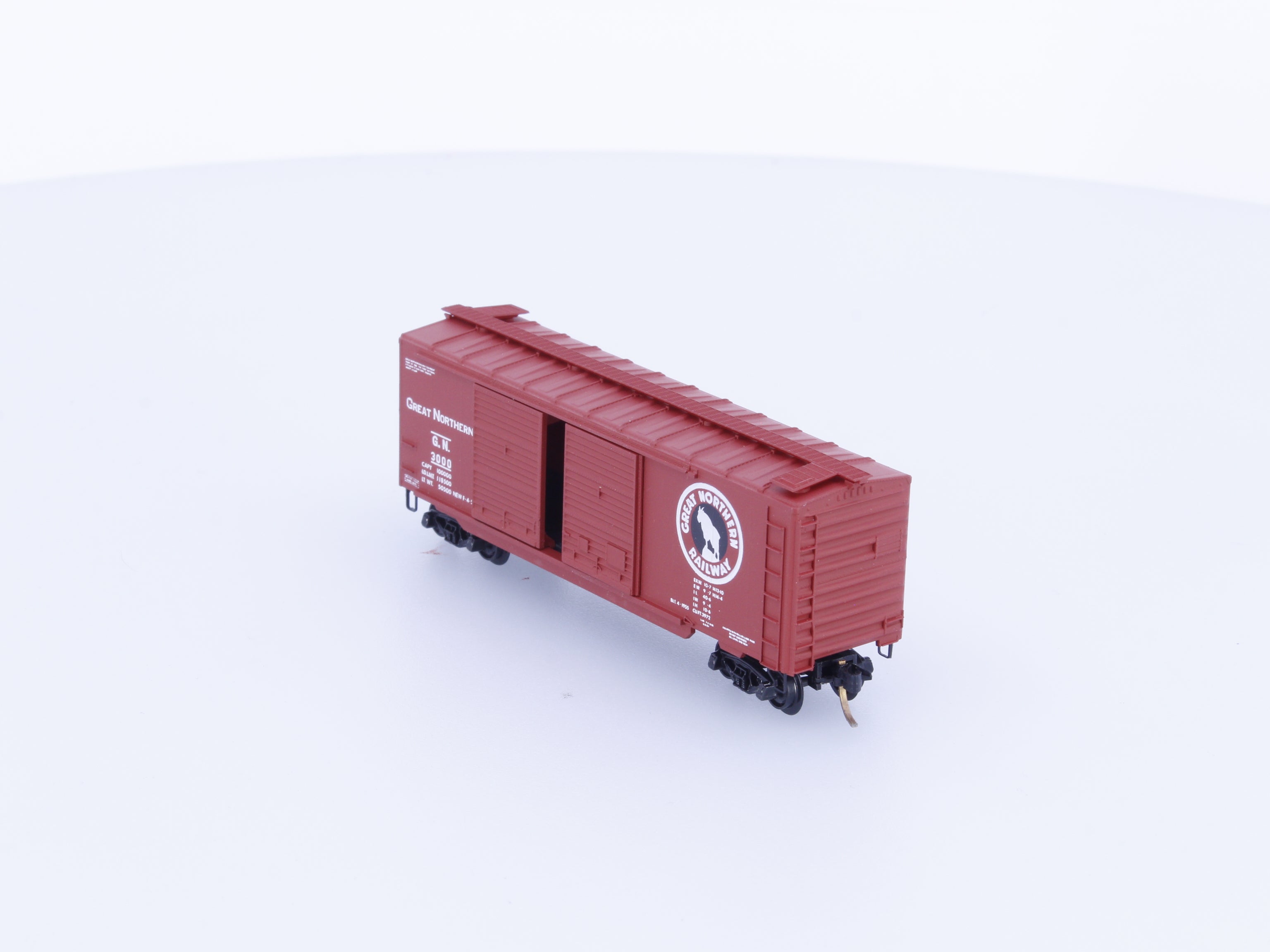 Micro Trains 23060 N Boxcar, 40', PS-1 Great Northern (GN) 3000