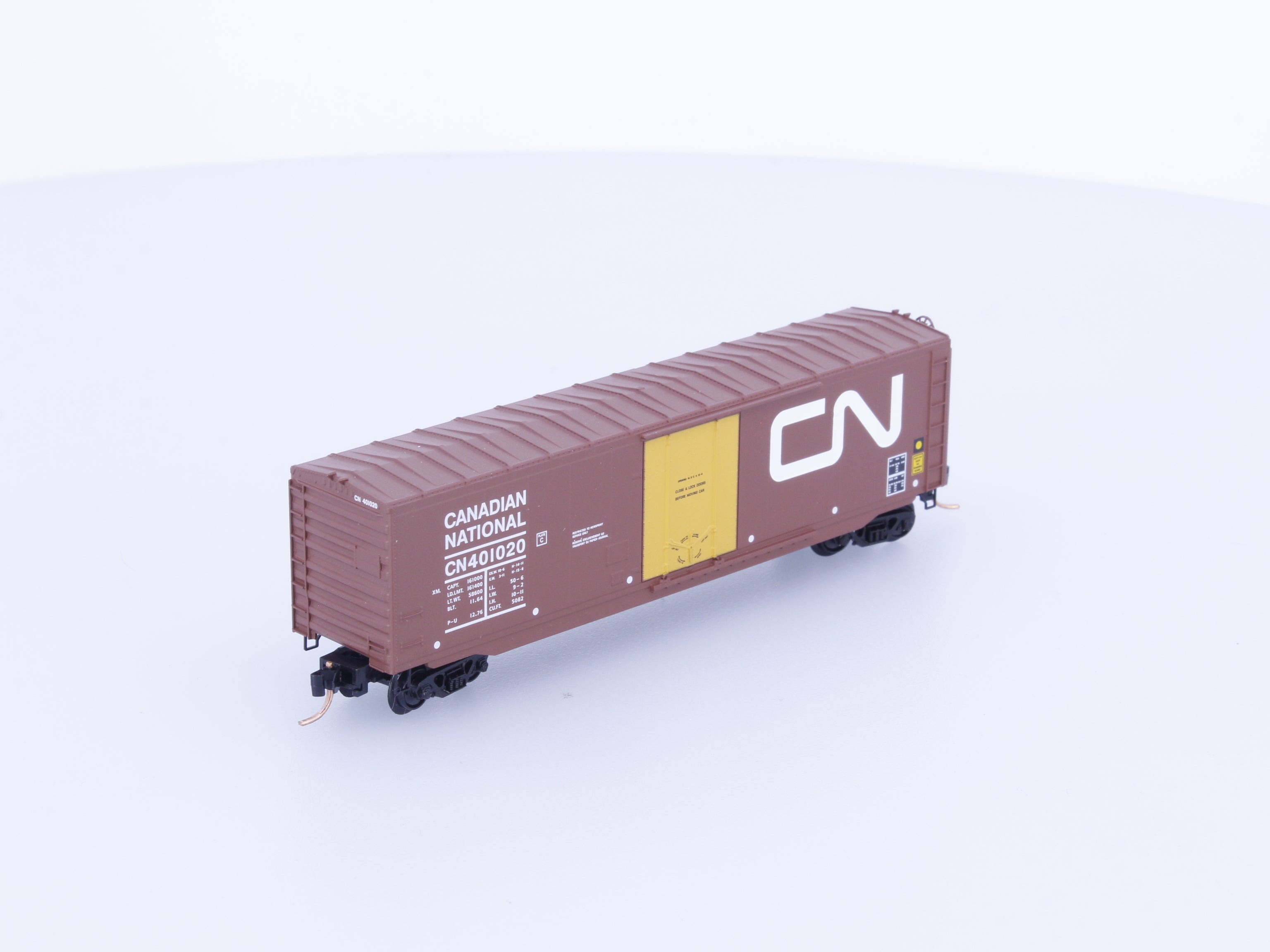 Micro Trains 38310 N 50' Standard Box Car, Plug Door Canadian National (CN) 401020